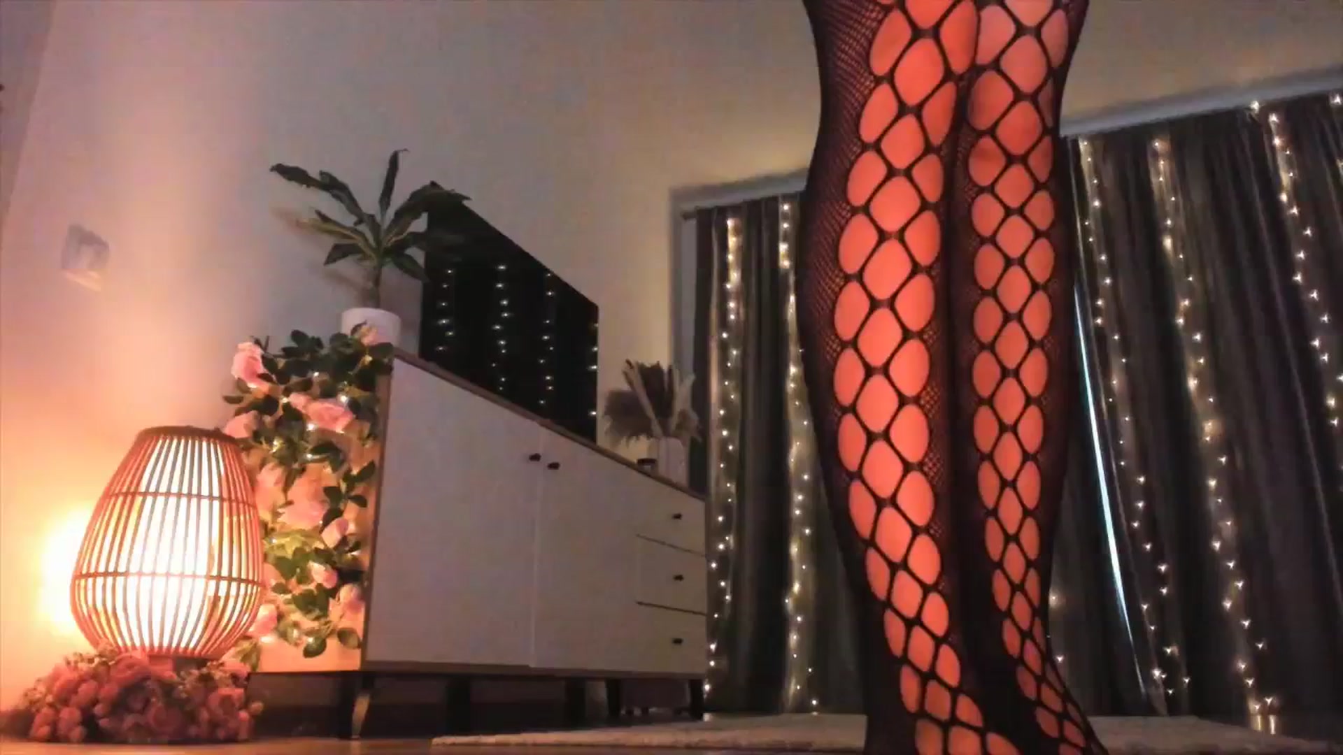 Gallery image thumbnail from Miss__A's myfreecams stream on, 03/25/2024, 05:23 image 13 of 20