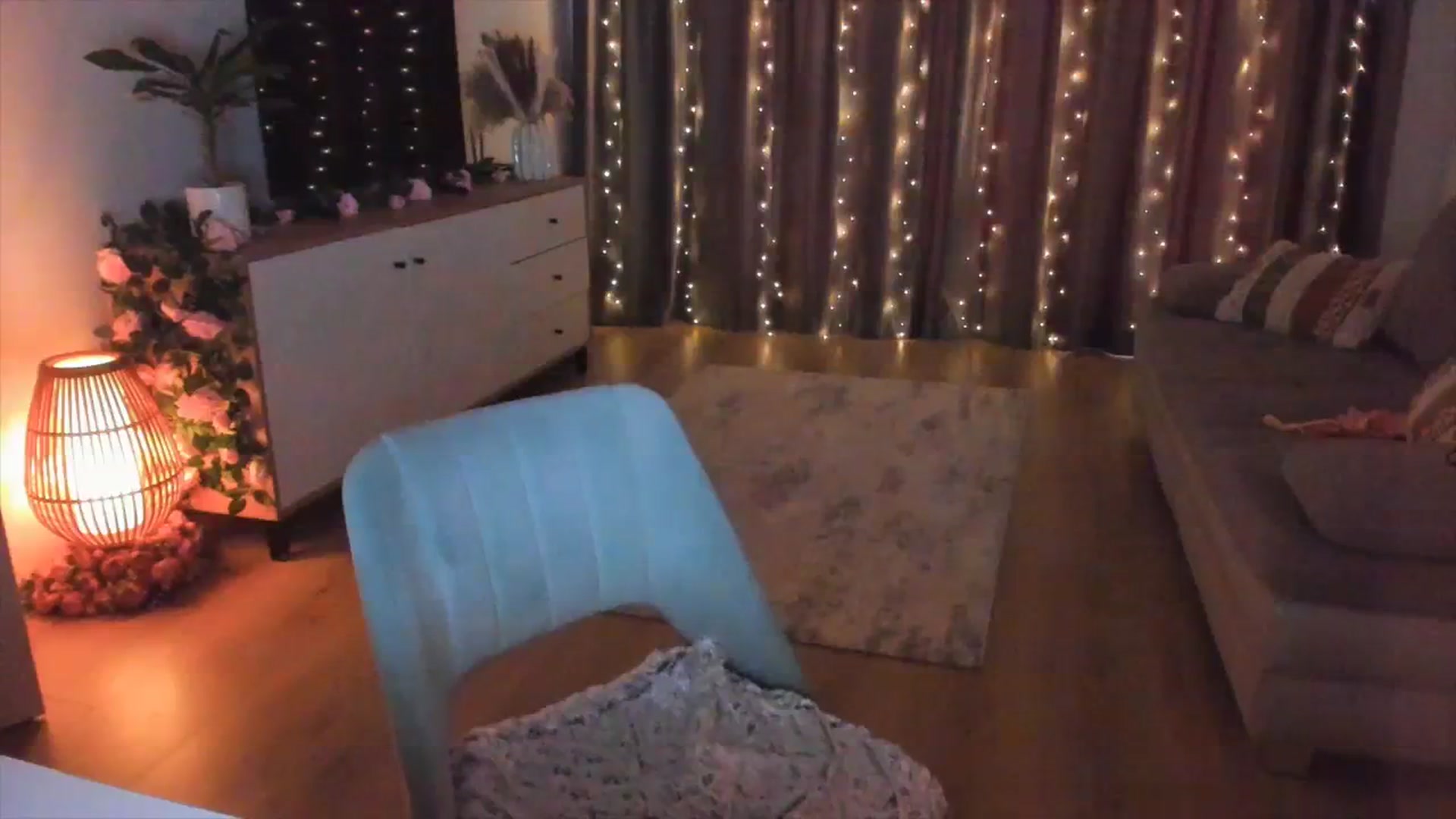 Gallery image thumbnail from Miss__A's myfreecams stream on, 04/06/2024, 04:40 image 17 of 20