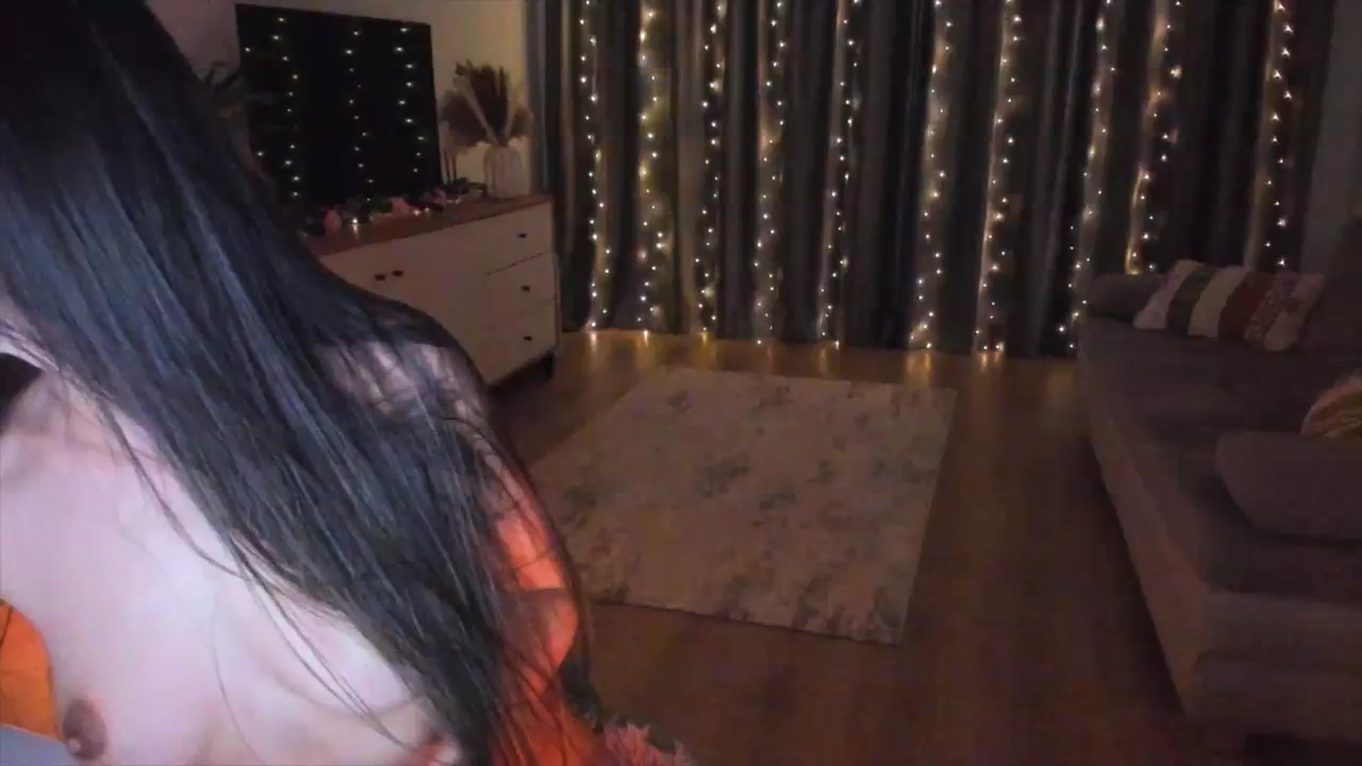 Gallery image thumbnail from Miss__A's myfreecams stream on, 04/13/2024, 03:25 image 17 of 20