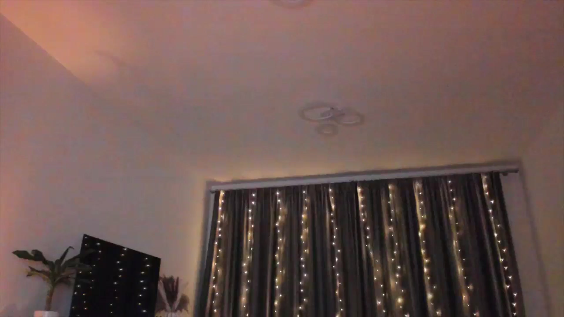Gallery image thumbnail from Miss__A's myfreecams stream on, 04/20/2024, 04:24 image 3 of 20