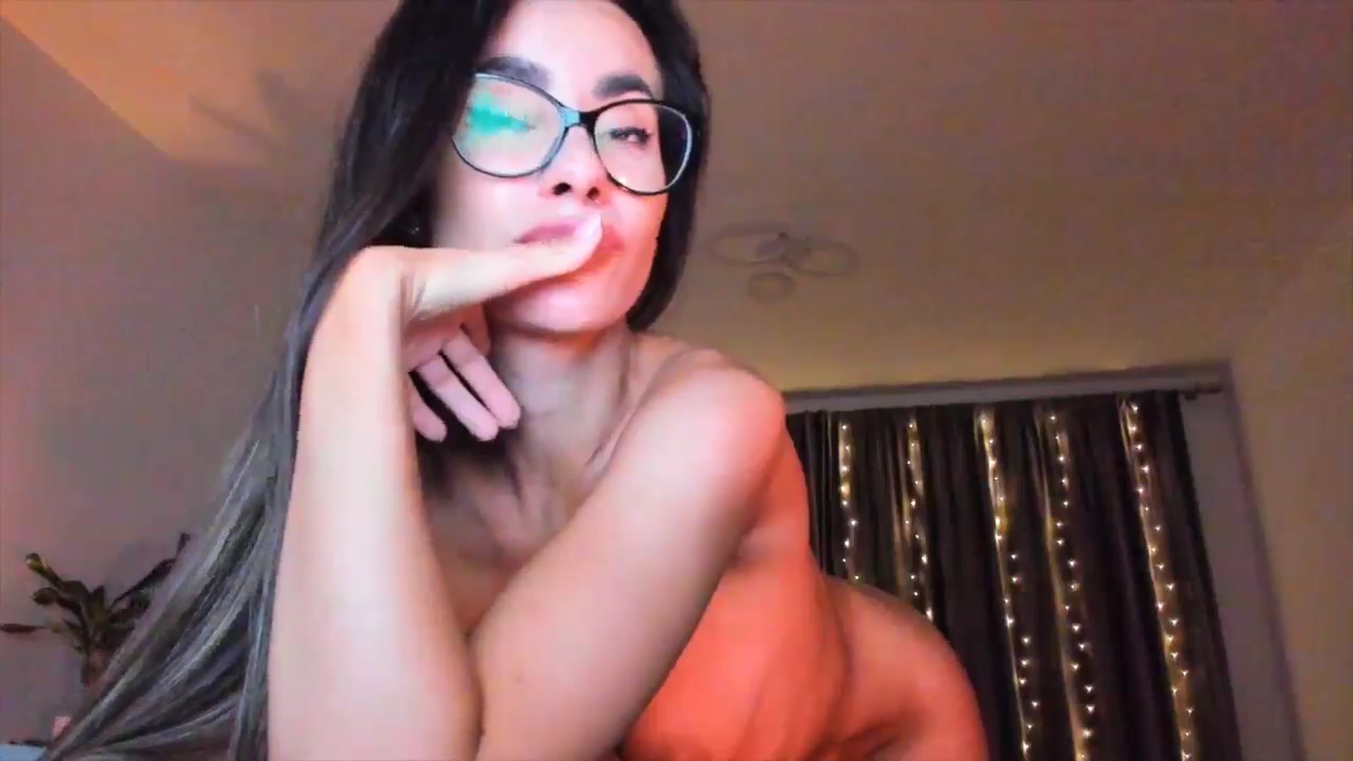 Gallery image thumbnail from Miss__A's myfreecams stream on, 07/01/2024, 03:25 image 9 of 20