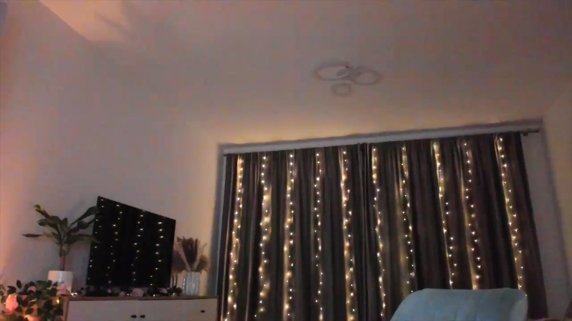 Gallery image thumbnail from Miss__A's myfreecams stream on, 07/01/2024, 03:25 image 11 of 20
