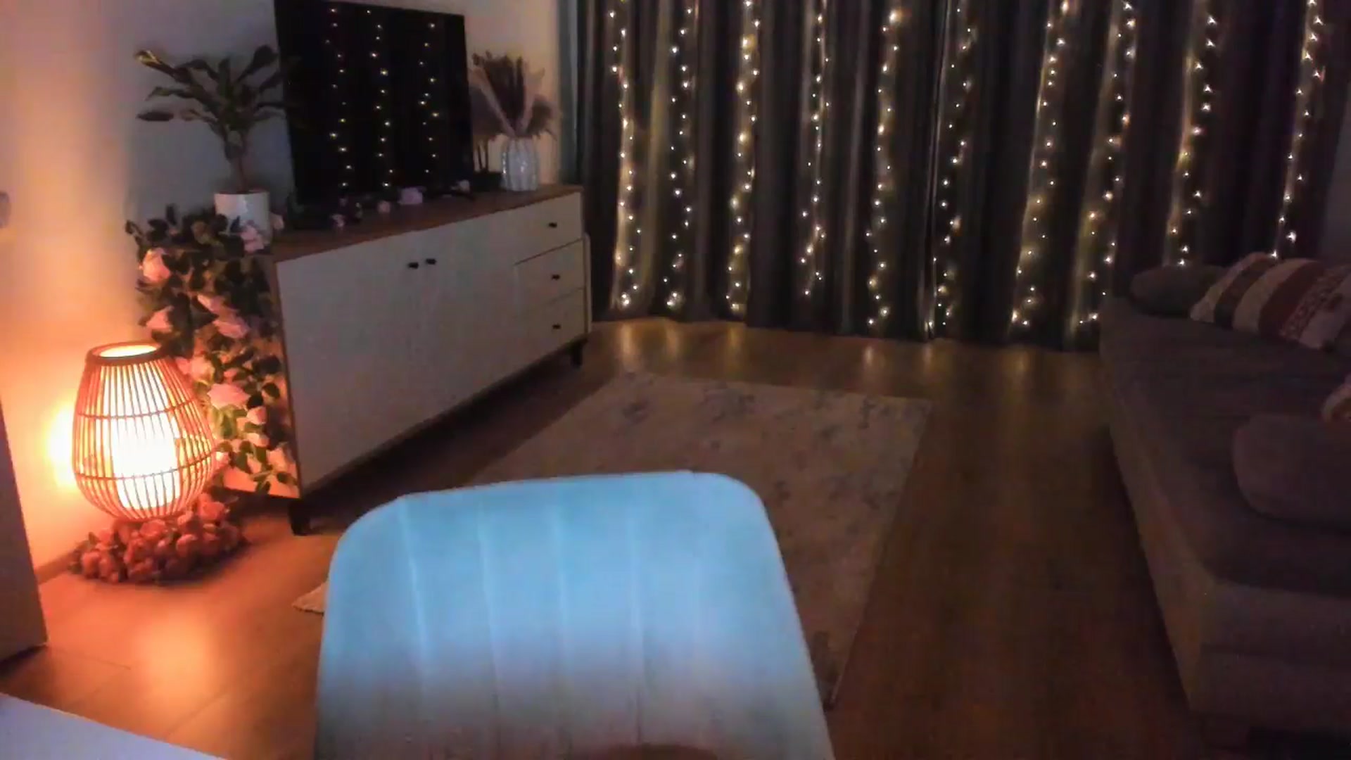 Gallery image thumbnail from Miss__A's myfreecams stream on, 07/13/2024, 04:23 image 6 of 20