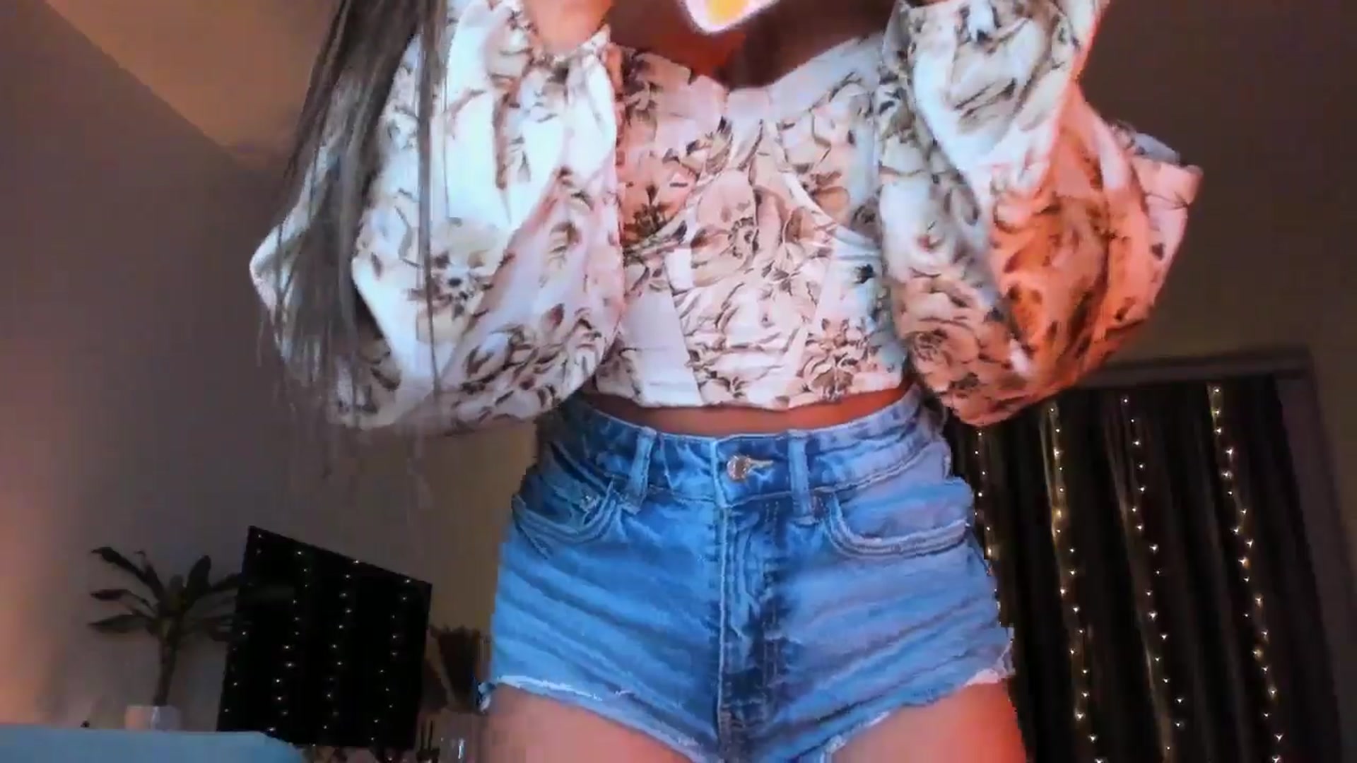 Gallery image thumbnail from Miss__A's myfreecams stream on, 08/17/2024, 24:00 image 20 of 20