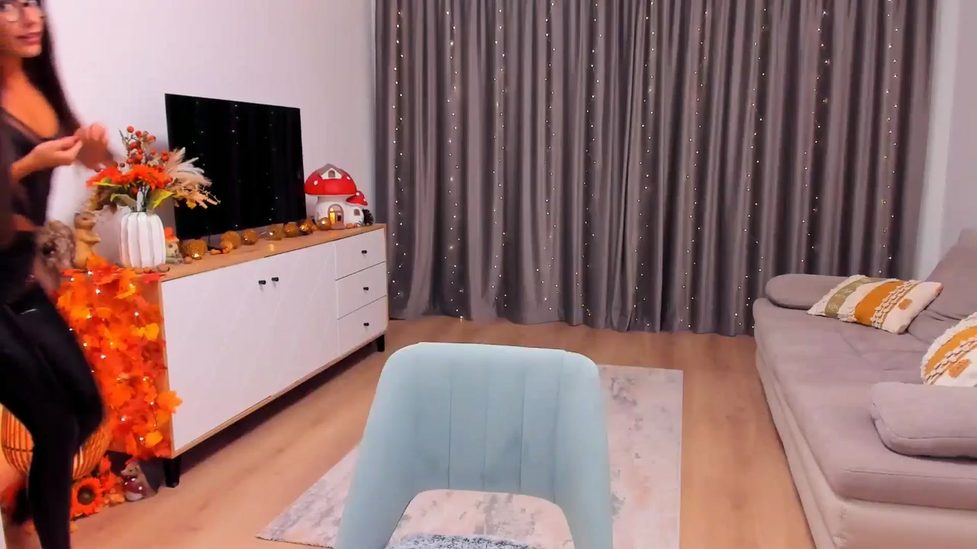 Gallery image thumbnail from Miss__A's myfreecams stream on, 10/13/2024, 01:20 image 5 of 20