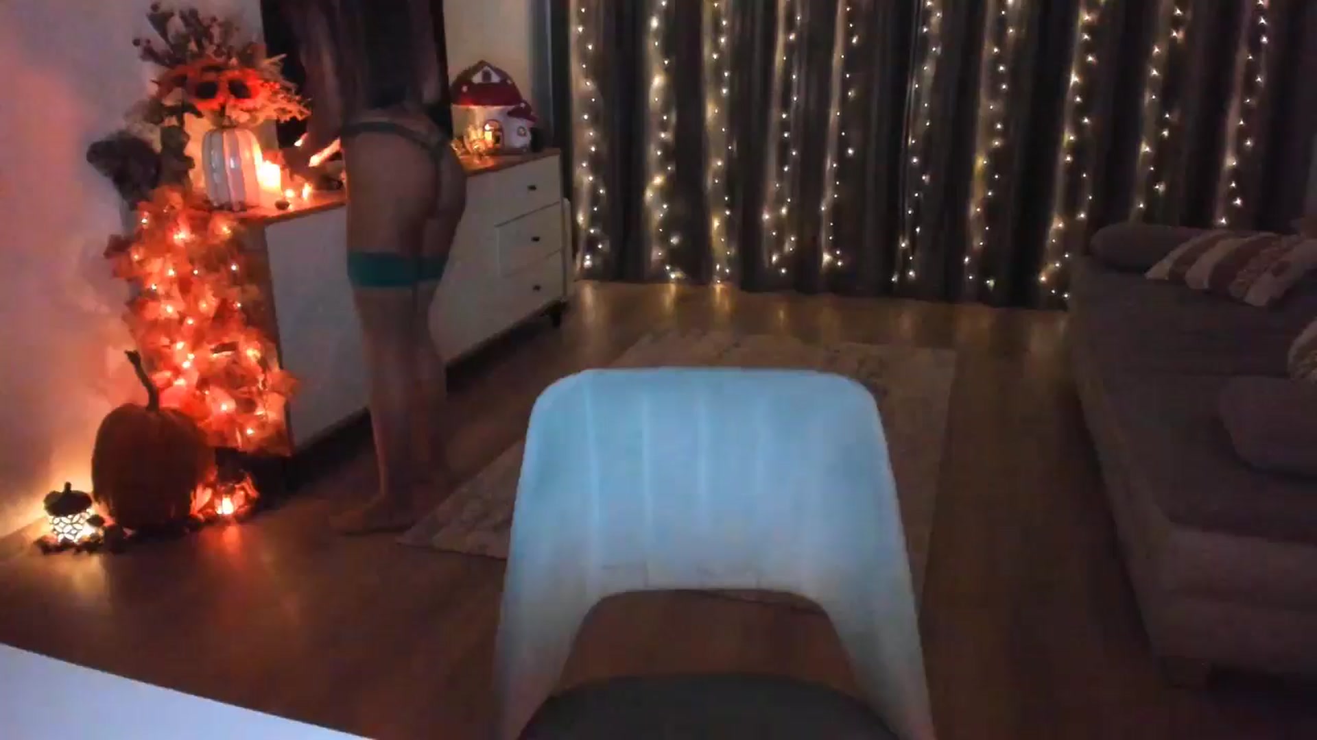 Gallery image thumbnail from Miss__A's myfreecams stream on, 10/14/2024, 01:35 image 3 of 20
