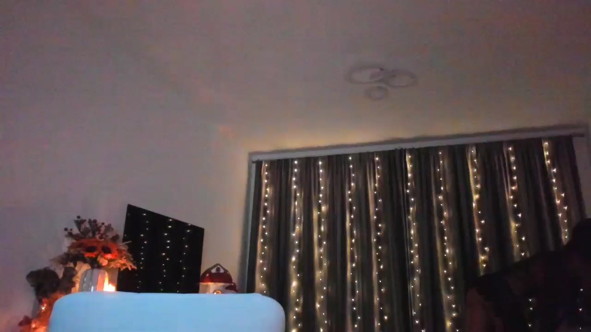 Gallery image thumbnail from Miss__A's myfreecams stream on, 10/14/2024, 02:08 image 9 of 20