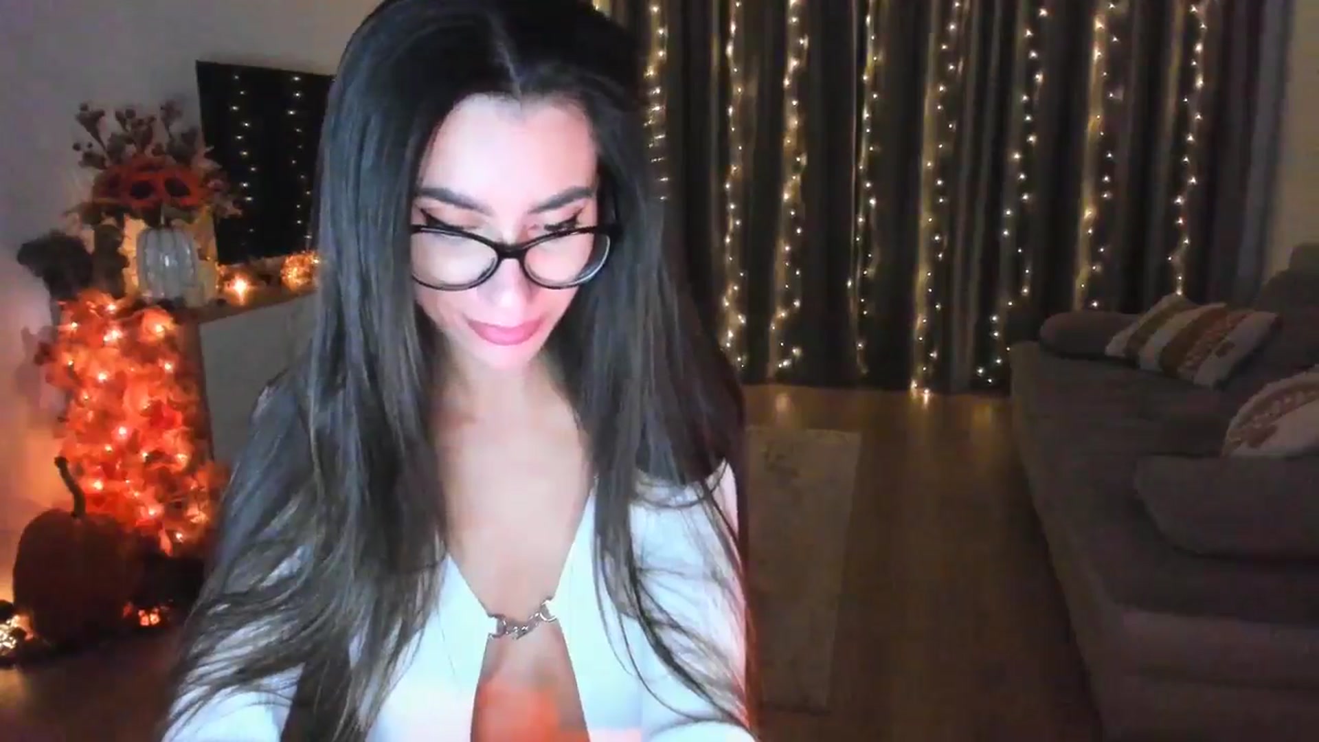 Gallery image thumbnail from Miss__A's myfreecams stream on, 10/23/2024, 04:10 image 4 of 20