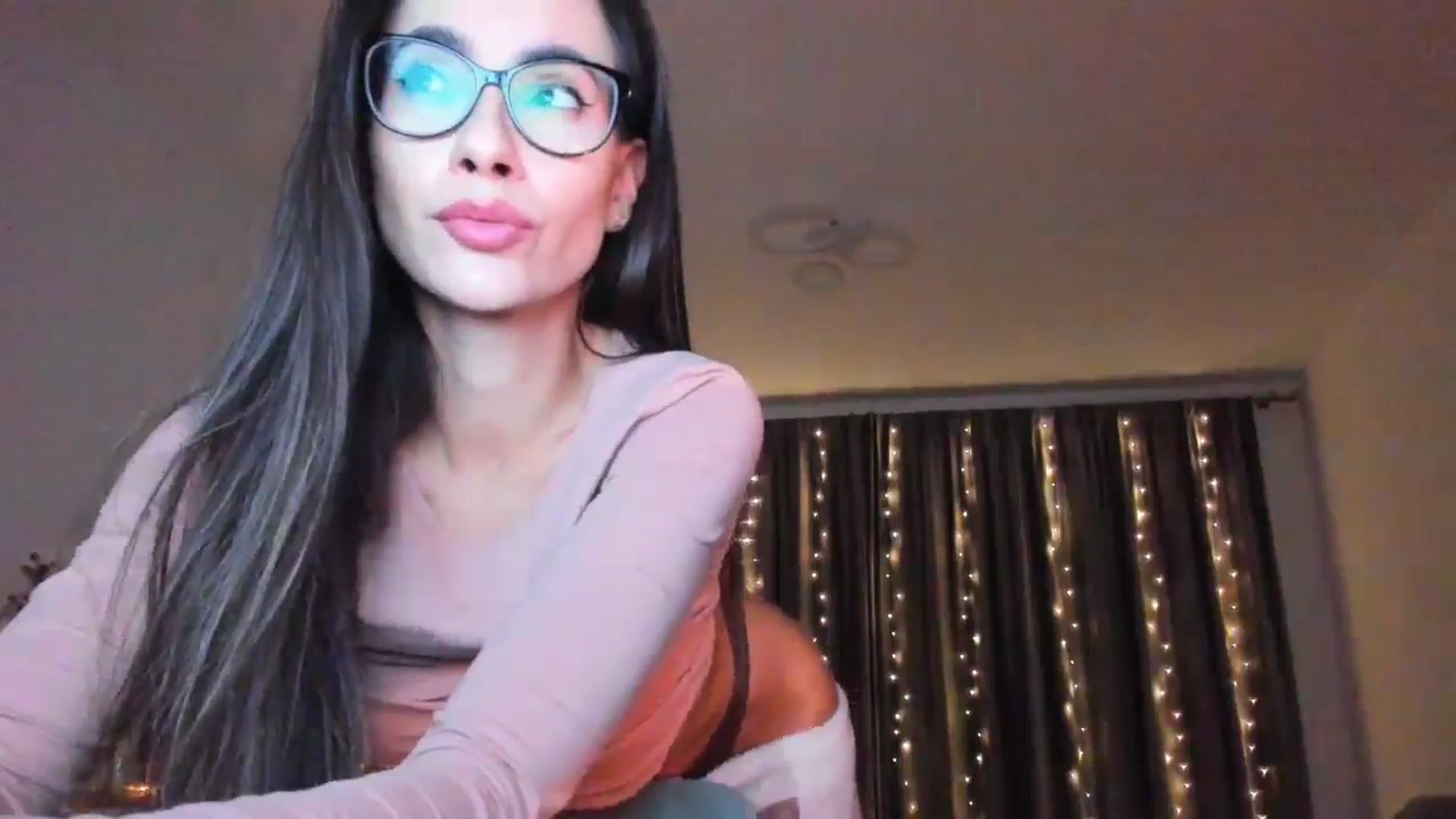 Gallery image thumbnail from Miss__A's myfreecams stream on, 11/09/2024, 02:10 image 16 of 20