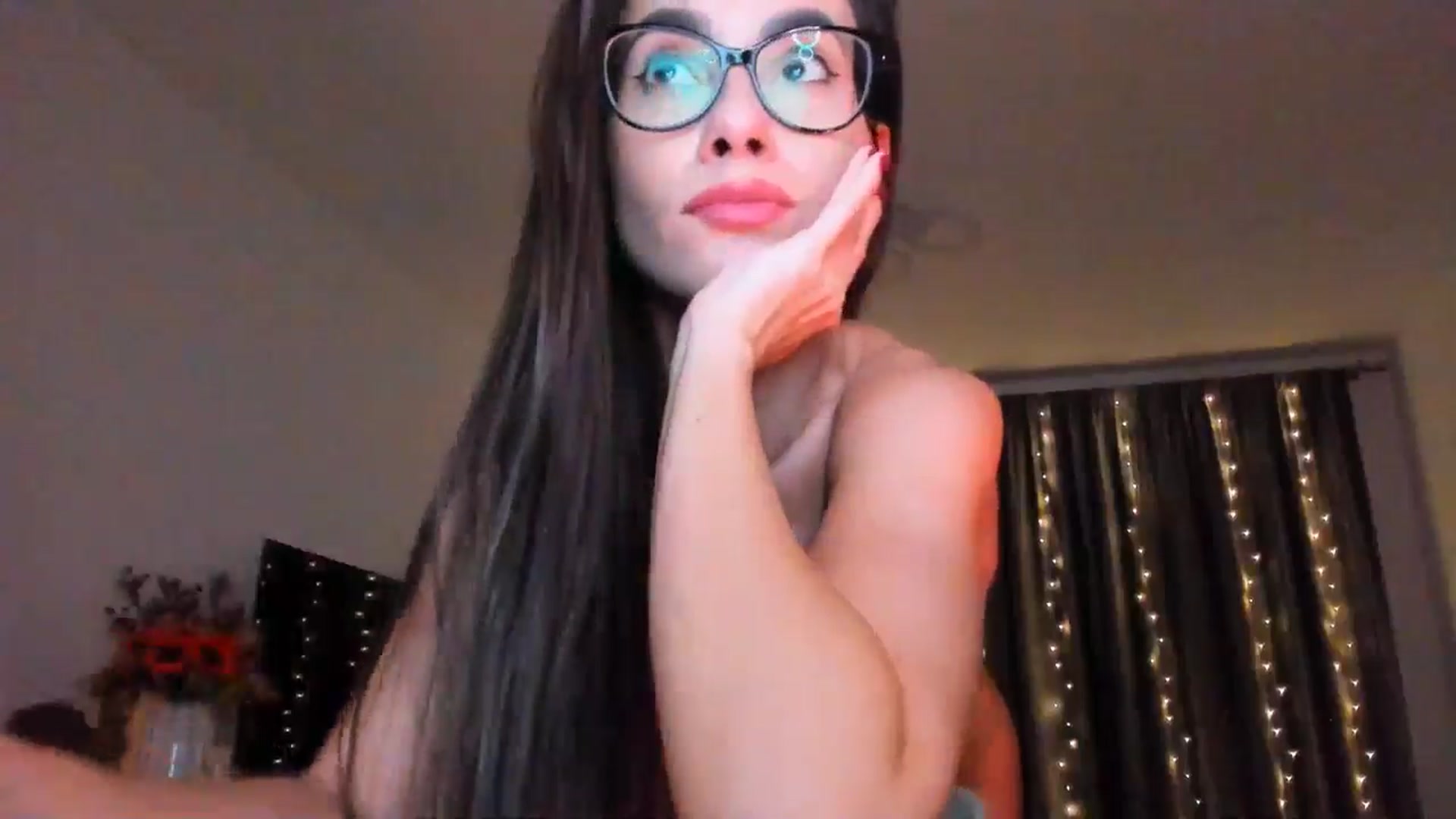 Gallery image thumbnail from Miss__A's myfreecams stream on, 11/25/2024, 04:13 image 14 of 20
