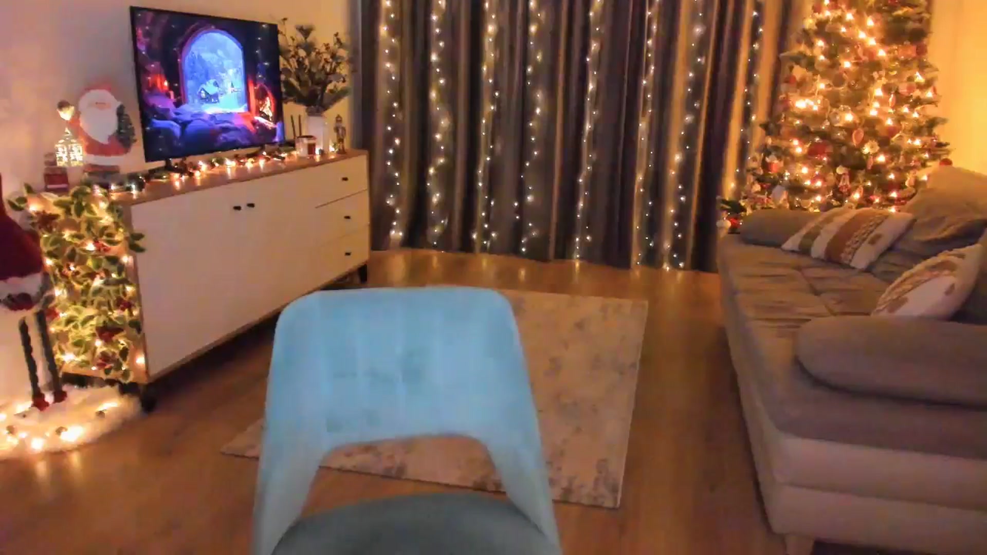 Gallery image thumbnail from Miss__A's myfreecams stream on, 12/30/2024, 03:33 image 10 of 20