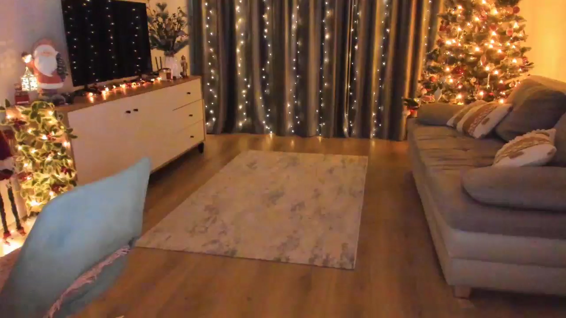 Gallery image thumbnail from Miss__A's myfreecams stream on, 01/13/2025, 03:53 image 16 of 20