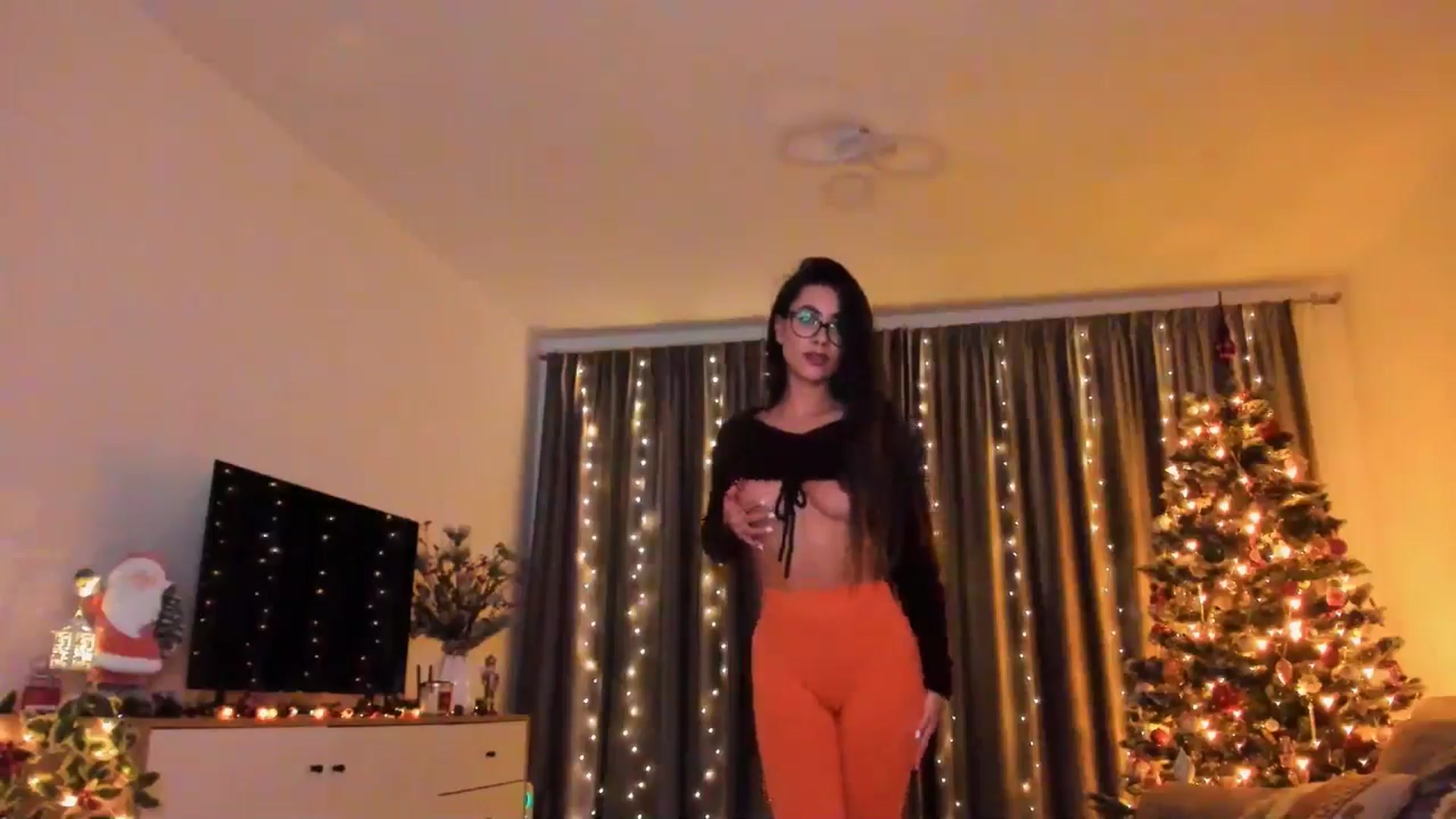 Gallery image thumbnail from Miss__A's myfreecams stream on, 01/14/2025, 02:53 image 4 of 20