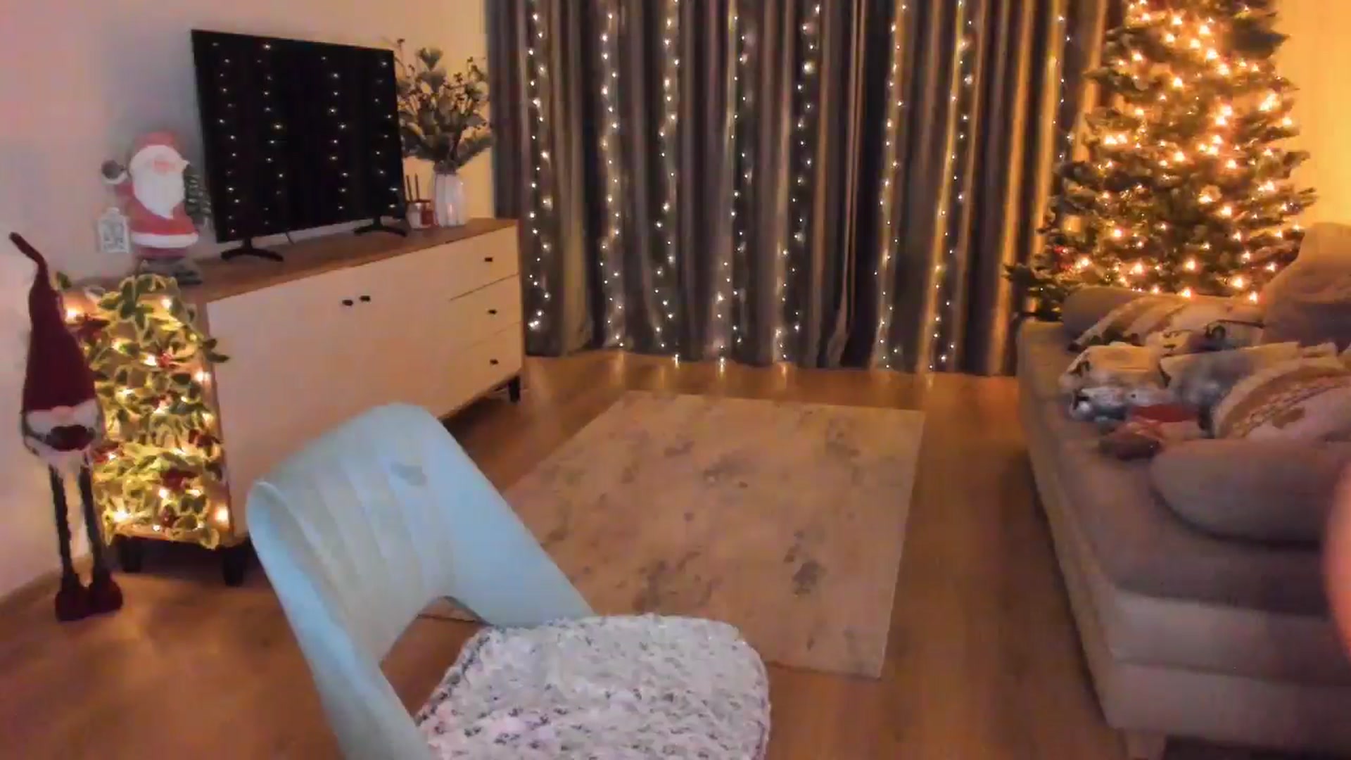 Gallery image thumbnail from Miss__A's myfreecams stream on, 01/22/2025, 04:39 image 13 of 20