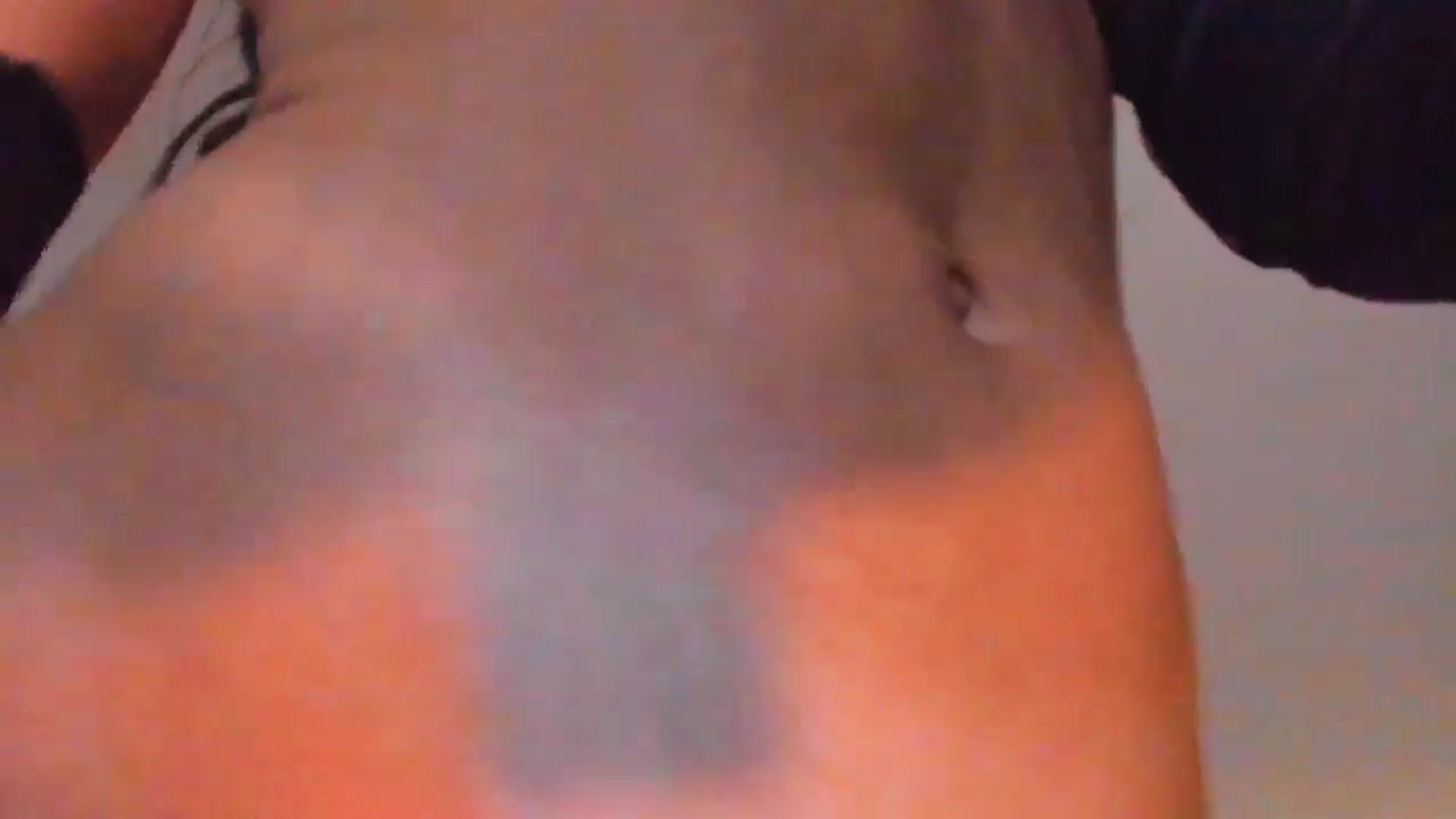 Gallery image thumbnail from Miss__A's myfreecams stream on, 01/26/2025, 03:07 image 10 of 20
