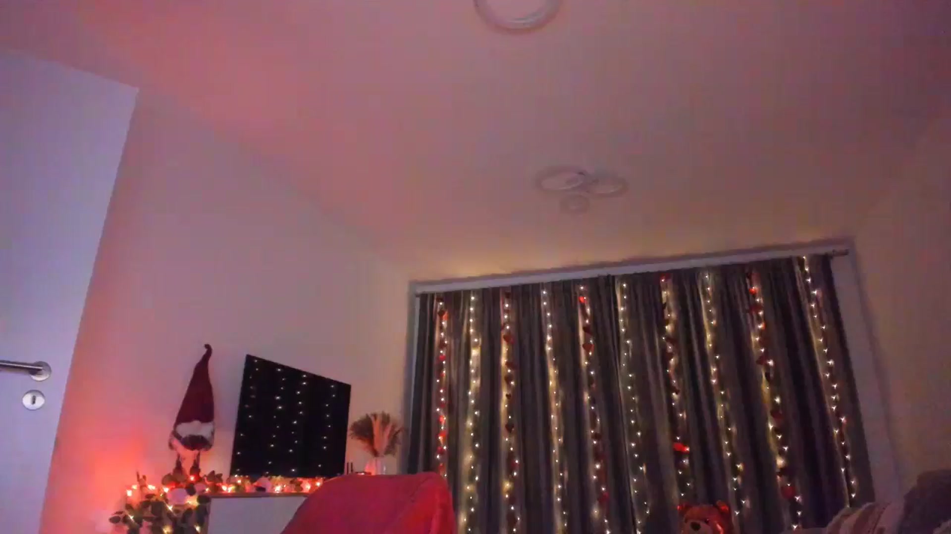 Gallery image thumbnail from Miss__A's myfreecams stream on, 02/16/2025, 03:37 image 12 of 20