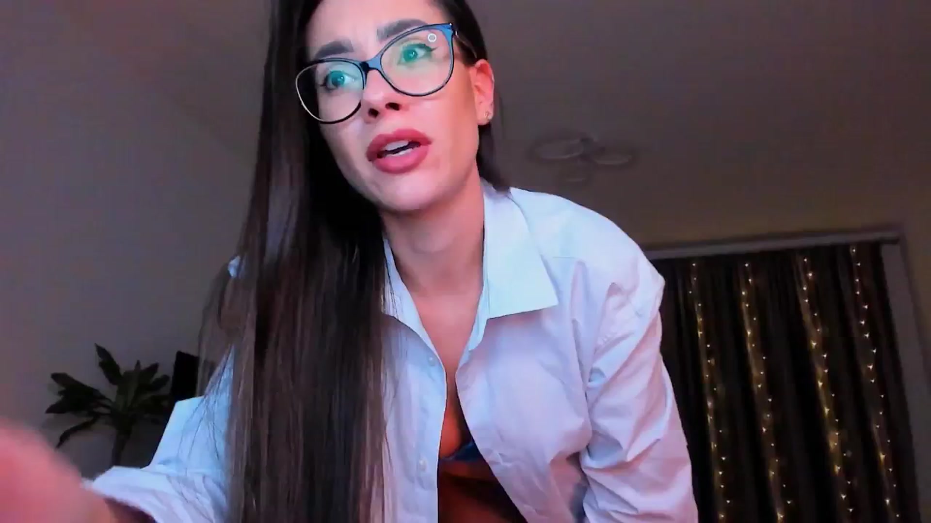 Gallery image thumbnail from Miss__A's myfreecams stream on, 03/23/2025, 24:01 image 9 of 20