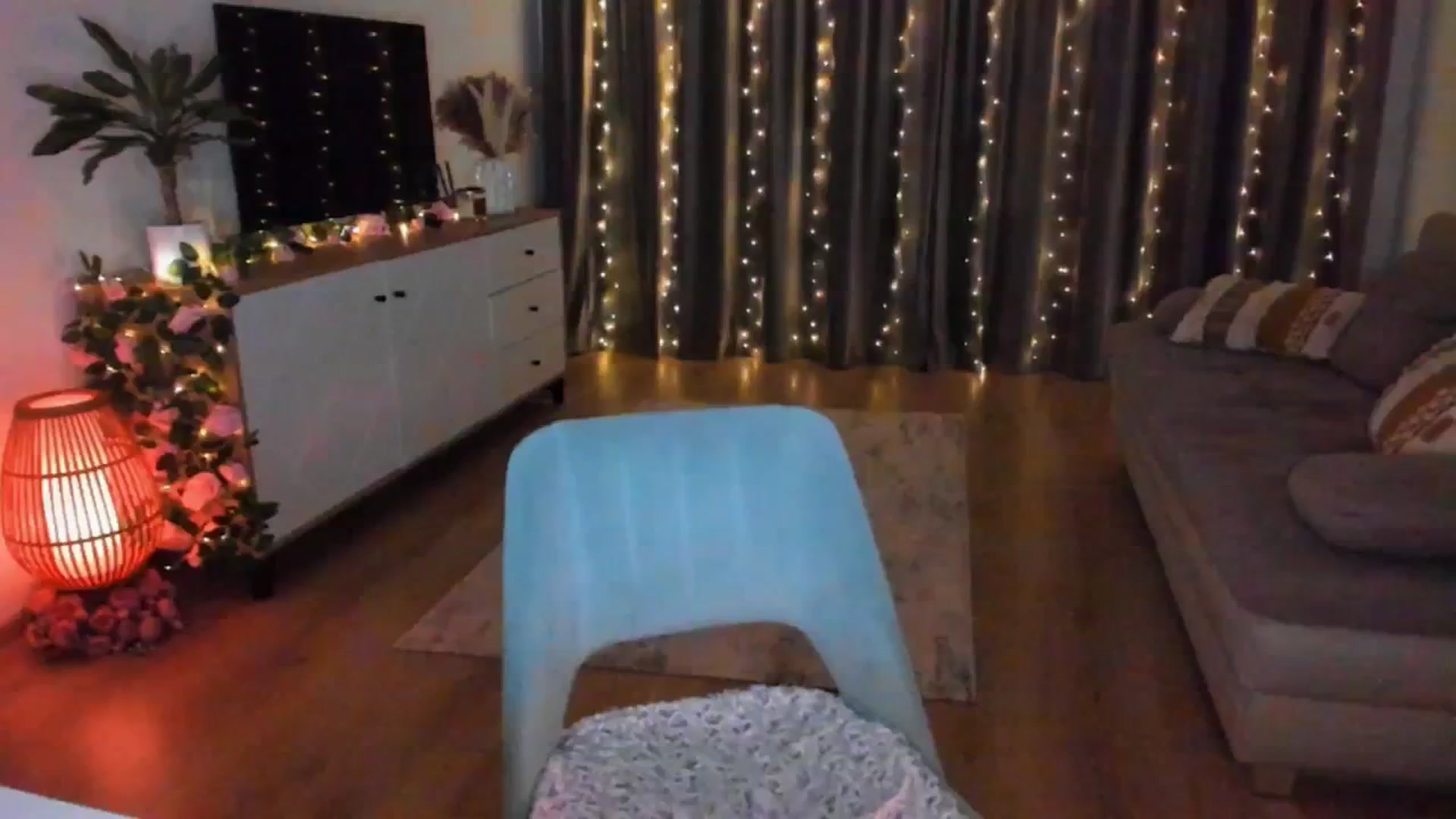 Gallery image thumbnail from Miss__A's myfreecams stream on, 03/29/2025, 03:13 image 19 of 20