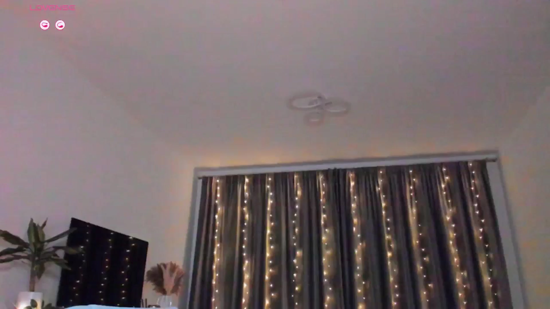 Gallery image thumbnail from Miss__A's myfreecams stream on, 03/31/2025, 04:07 image 2 of 20