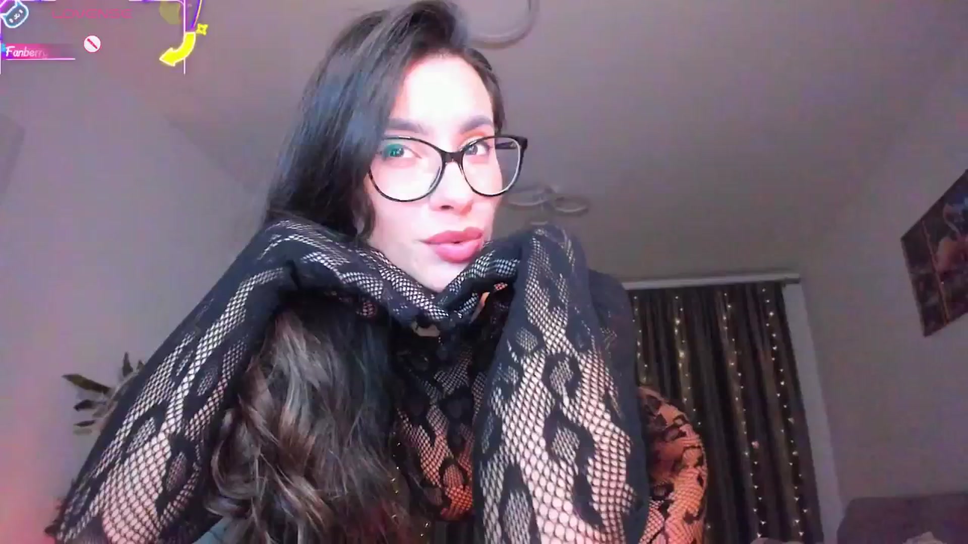 Gallery image thumbnail from Miss__A's myfreecams stream on, 04/13/2025, 03:31 image 10 of 20
