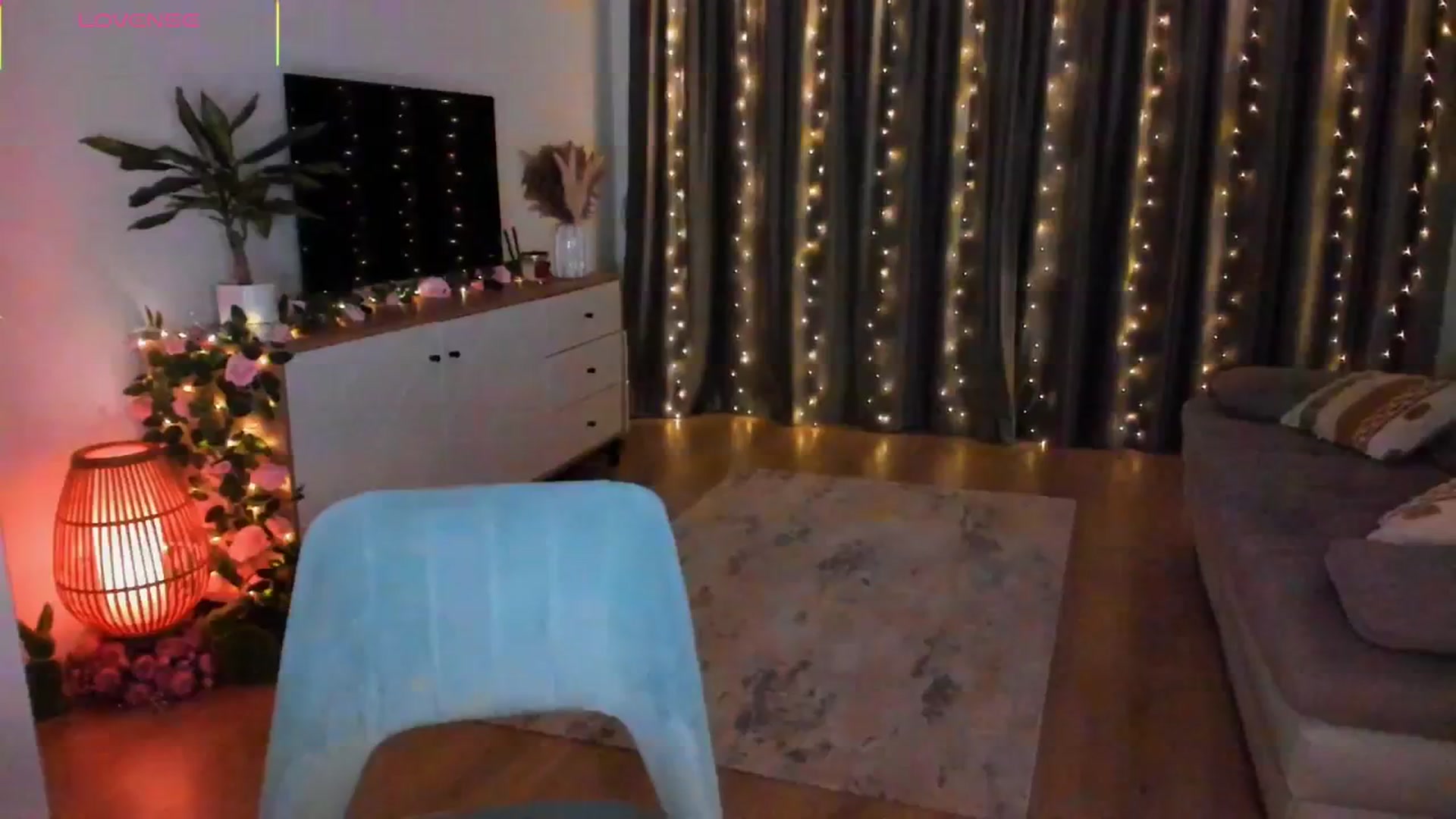 Gallery image thumbnail from Miss__A's myfreecams stream on, 04/20/2025, 03:36 image 6 of 20