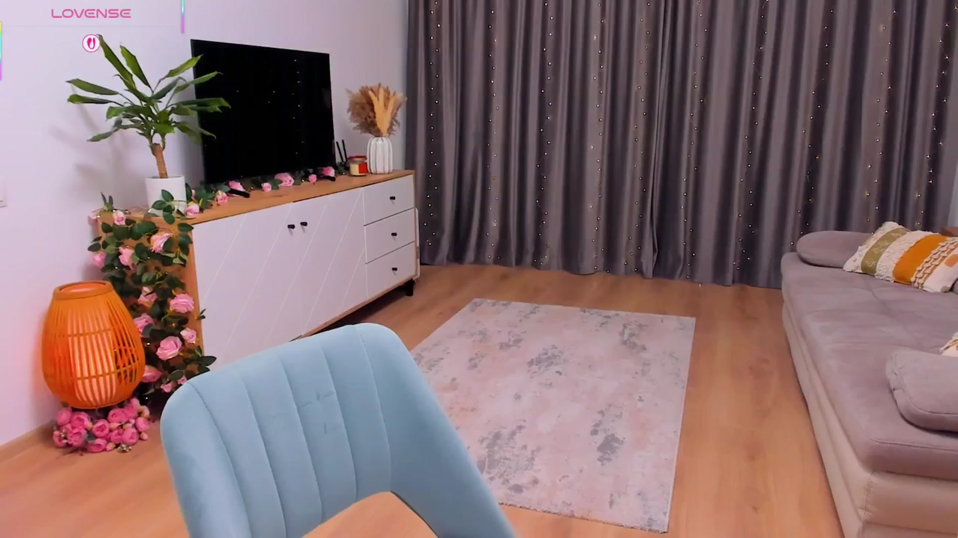 Gallery image thumbnail from Miss__A's myfreecams stream on, 05/17/2025, 01:32 image 1 of 20
