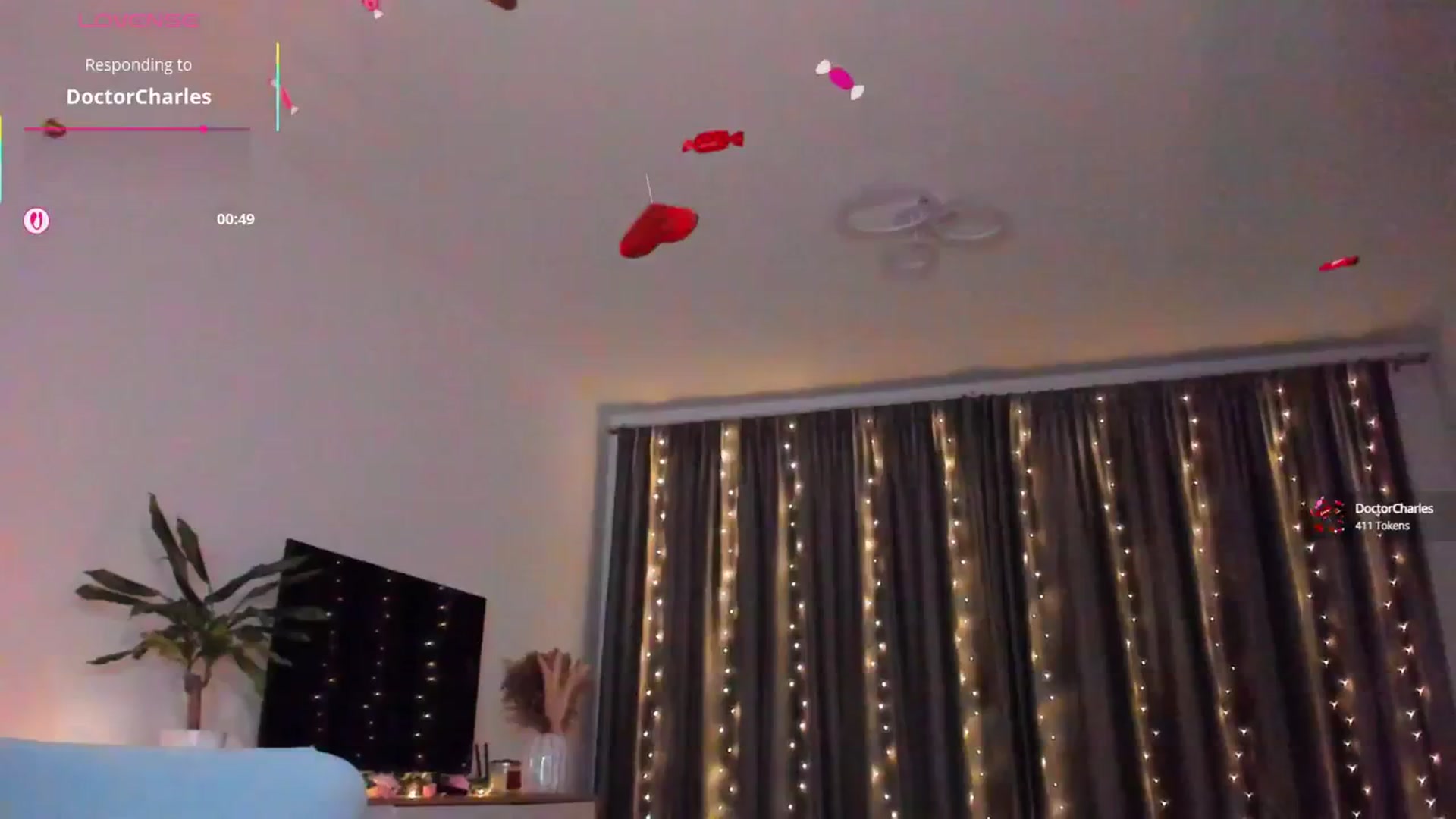 Gallery image thumbnail from Miss__A's myfreecams stream on, 05/26/2025, 01:39 image 14 of 20