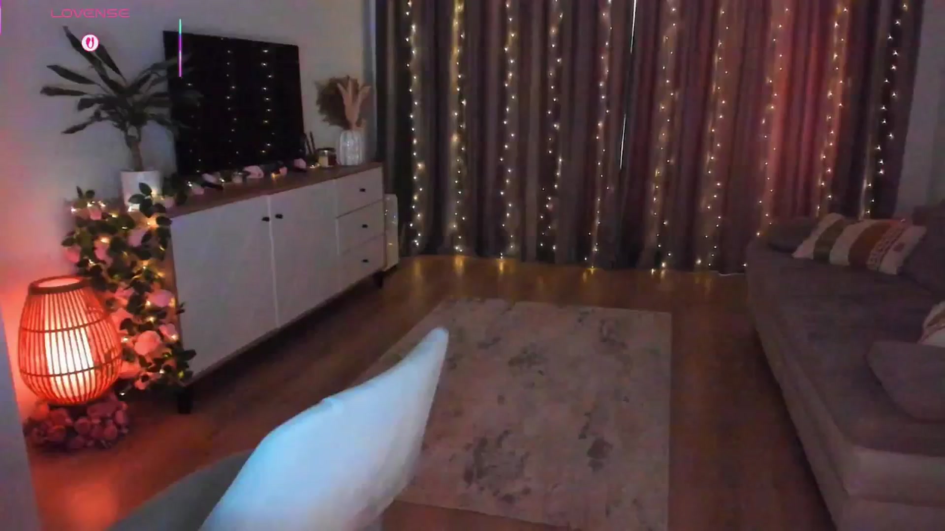 Gallery image thumbnail from Miss__A's myfreecams stream on, 06/09/2025, 03:28 image 18 of 20