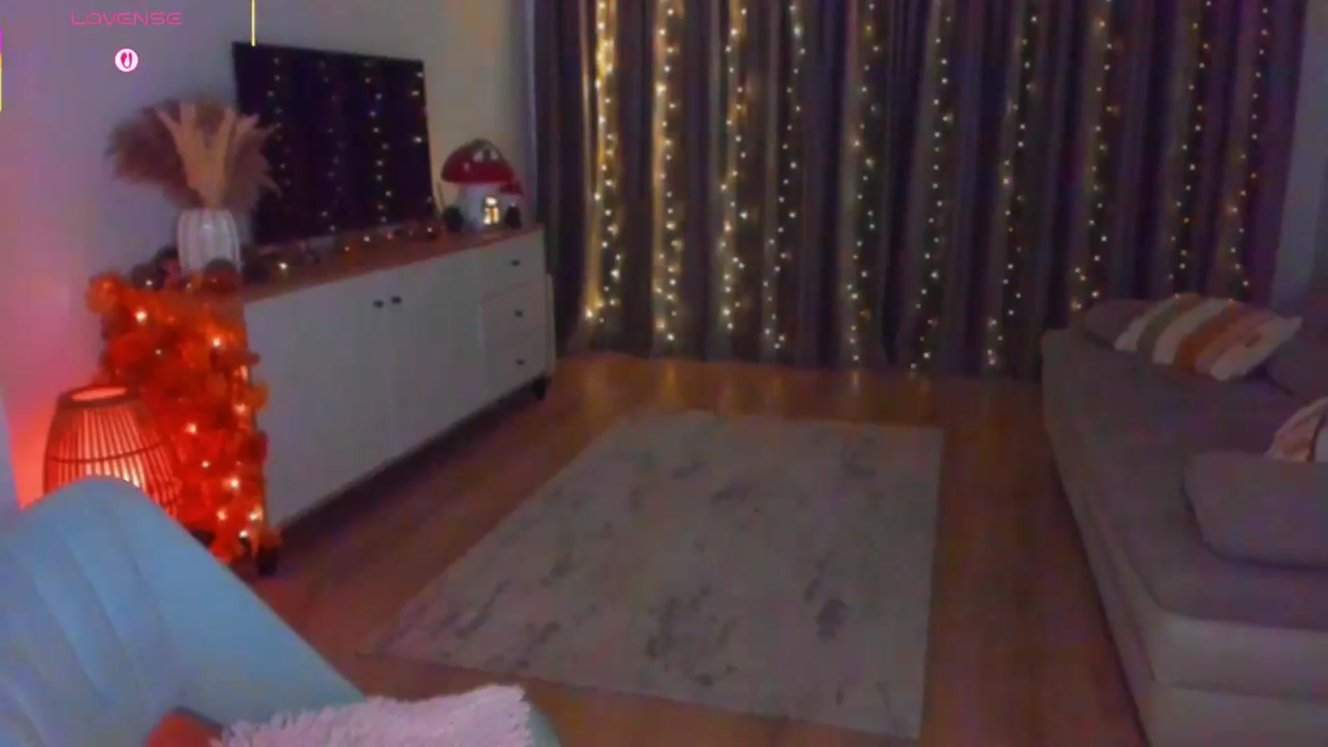 Gallery image thumbnail from Miss__A's myfreecams stream on, 09/22/2025, 04:29 image 11 of 20