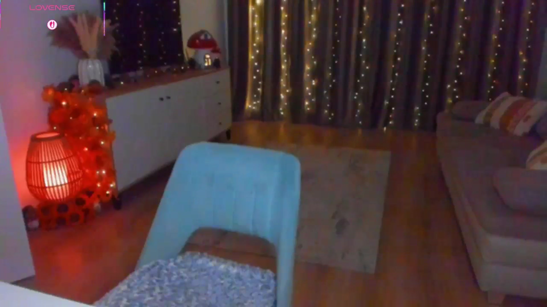 Gallery image thumbnail from Miss__A's myfreecams stream on, 09/27/2025, 03:40 image 16 of 20
