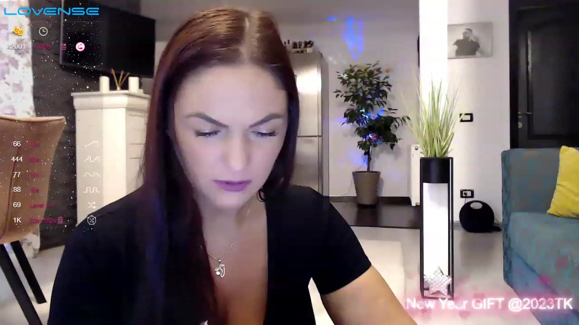 Gallery image thumbnail from Miss__Busty's myfreecams stream on, 01/20/2023, 11:36 image 18 of 20