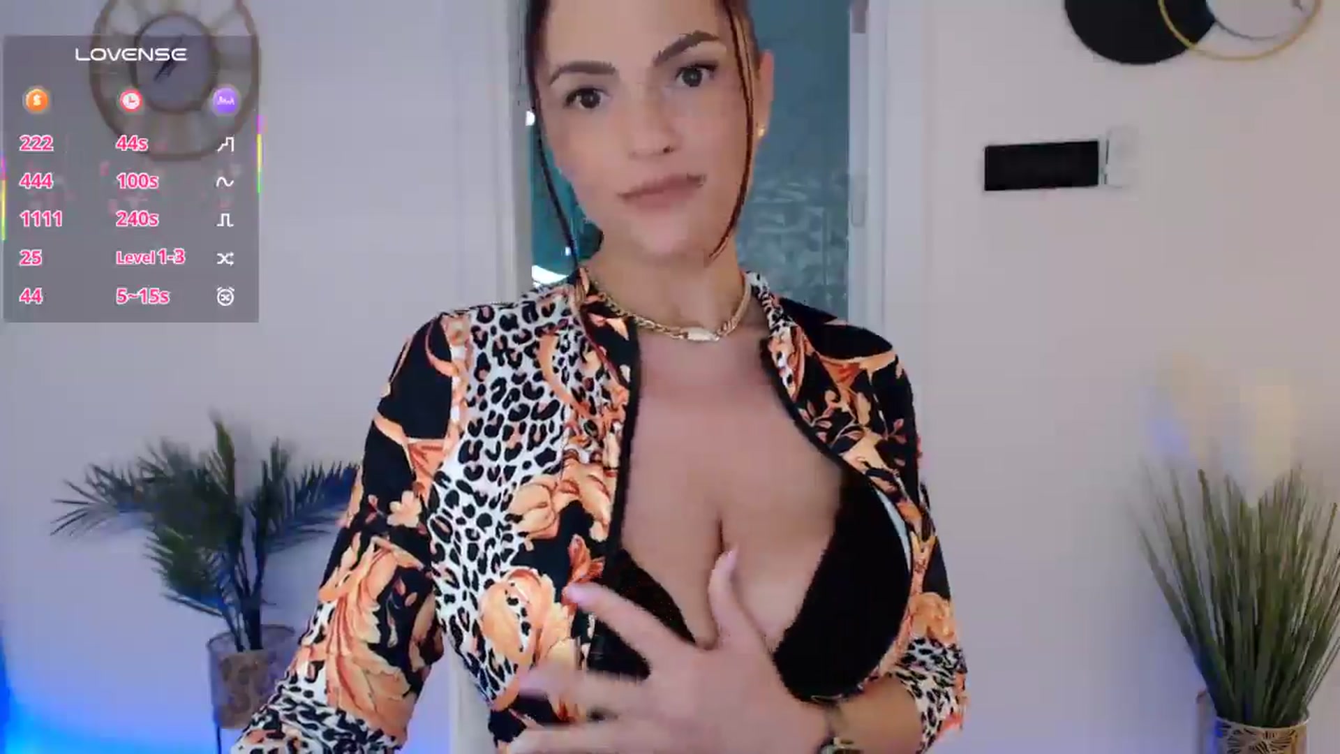 Gallery image thumbnail from Miss__Busty's myfreecams stream on, 04/29/2025, 08:52 image 2 of 20