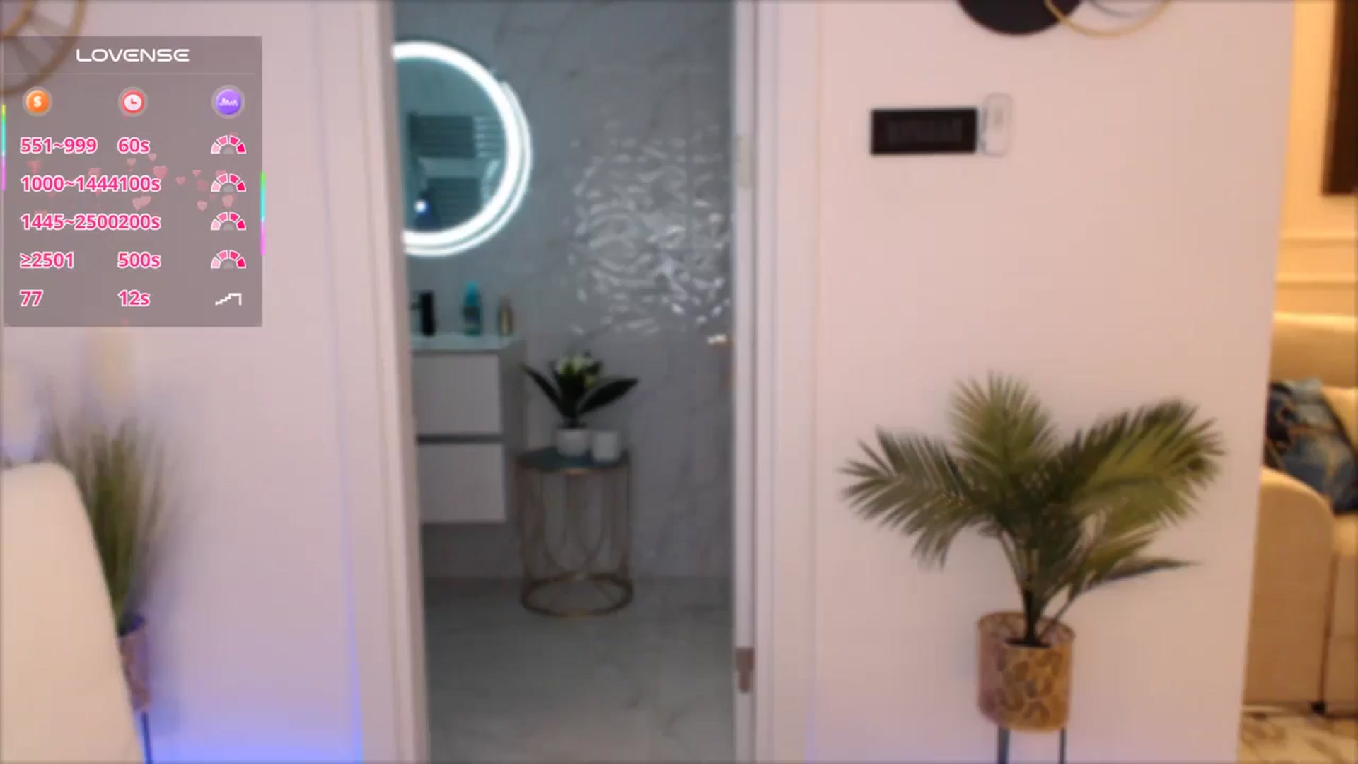 Gallery image thumbnail from Miss__Busty's myfreecams stream on, 05/19/2025, 10:39 image 7 of 20
