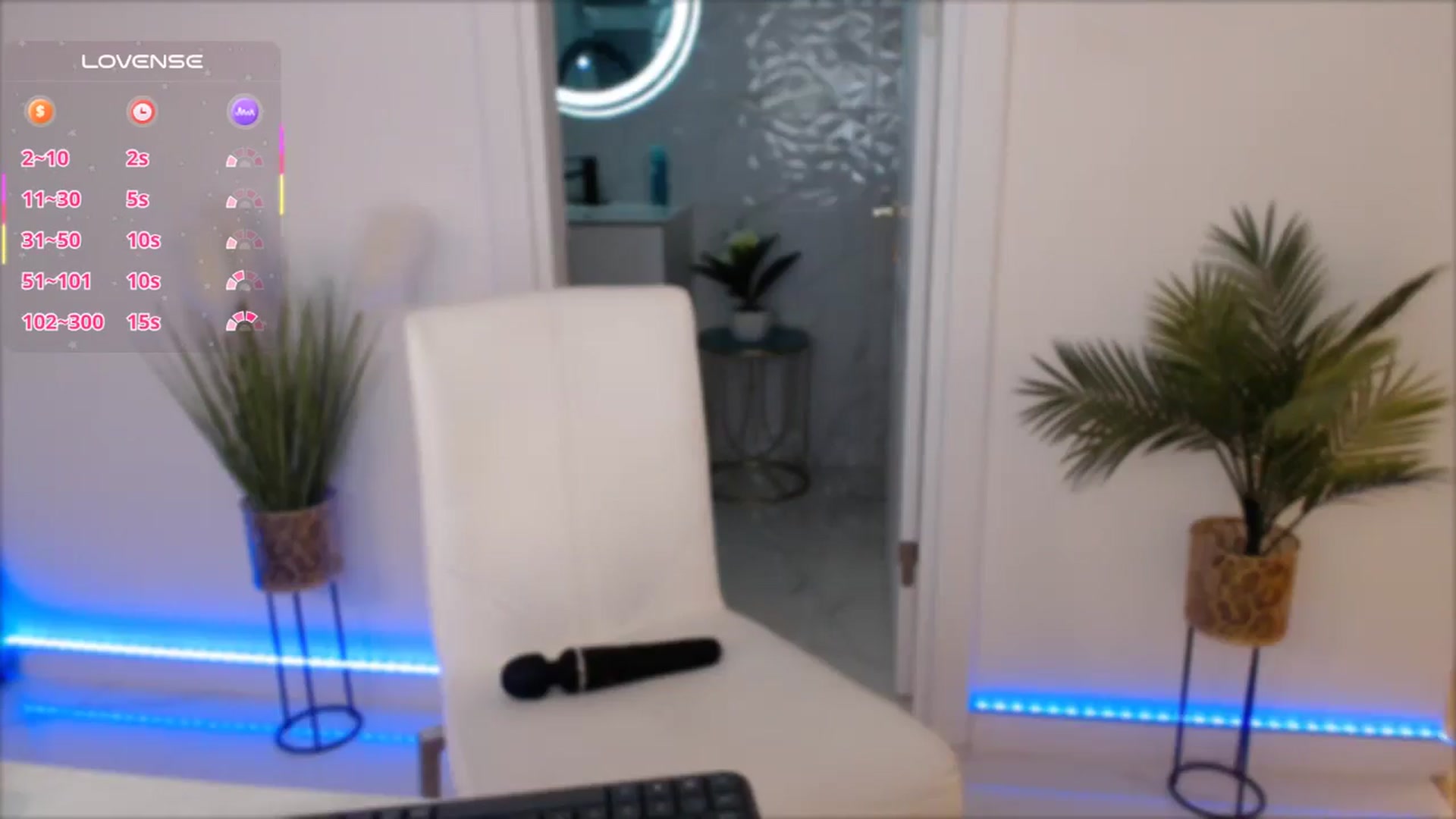 Gallery image thumbnail from Miss__Busty's myfreecams stream on, 05/29/2025, 09:46 image 17 of 20