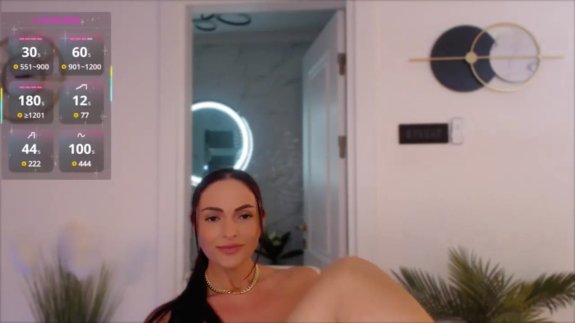 Gallery image thumbnail from Miss__Busty's myfreecams stream on, 06/03/2025, 16:00 image 14 of 20