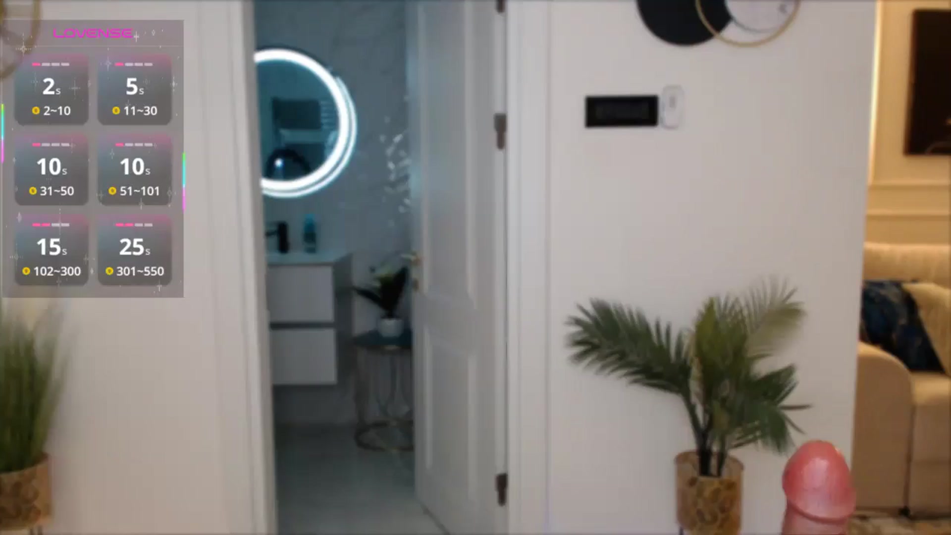 Gallery image thumbnail from Miss__Busty's myfreecams stream on, 06/05/2025, 15:03 image 16 of 20