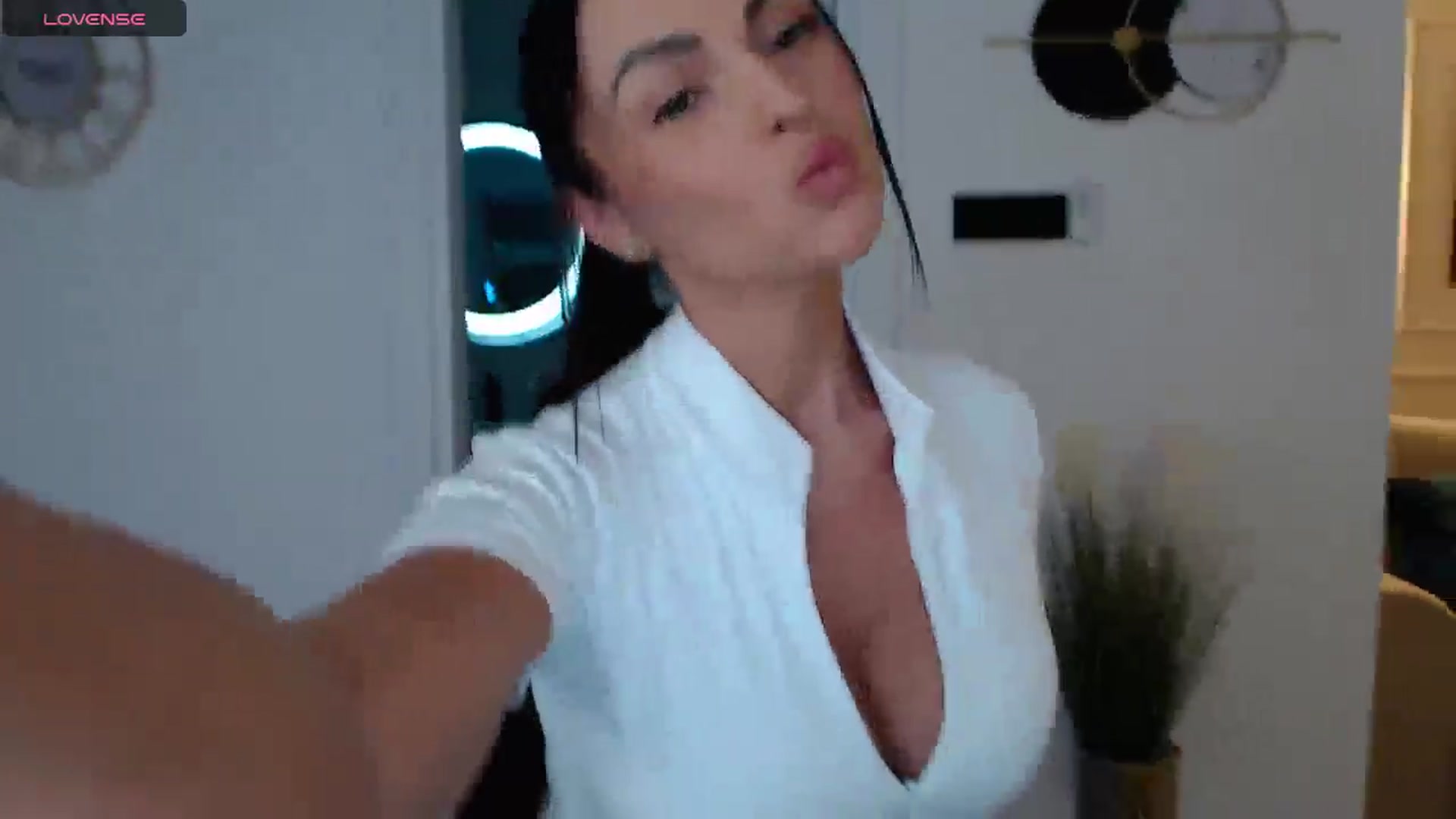 Gallery image thumbnail from Miss__Busty's myfreecams stream on, 07/17/2025, 11:31 image 2 of 20