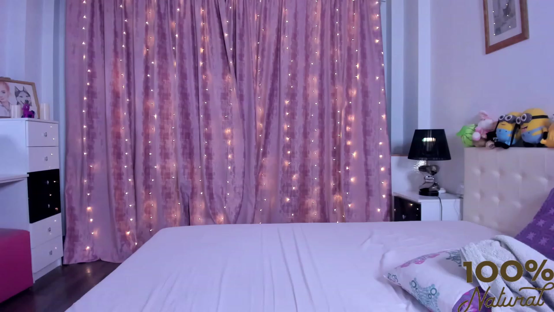 Gallery image thumbnail from Miss__Elena's myfreecams stream on, 05/22/2023, 21:02 image 14 of 20