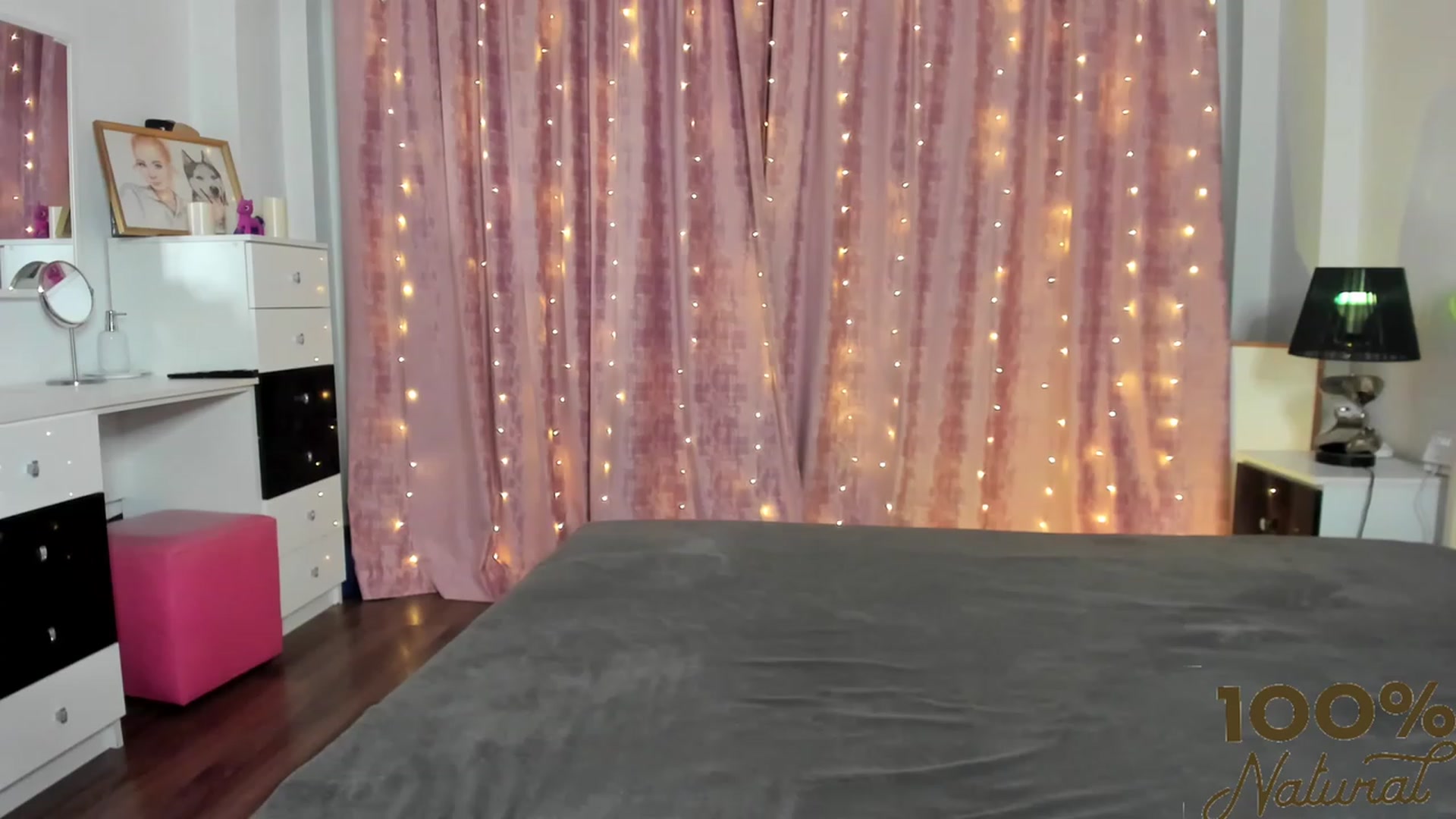 Gallery image thumbnail from Miss__Elena's myfreecams stream on, 06/13/2023, 21:28 image 16 of 20