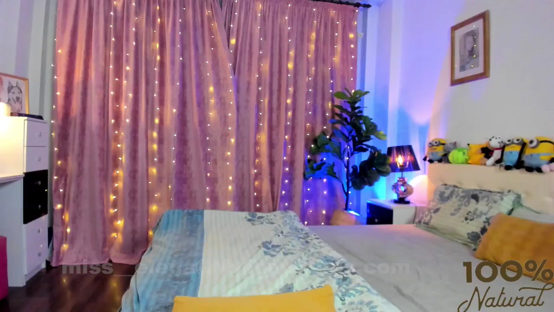 Gallery image thumbnail from Miss__Elena's myfreecams stream on, 10/15/2024, 19:37 image 13 of 20