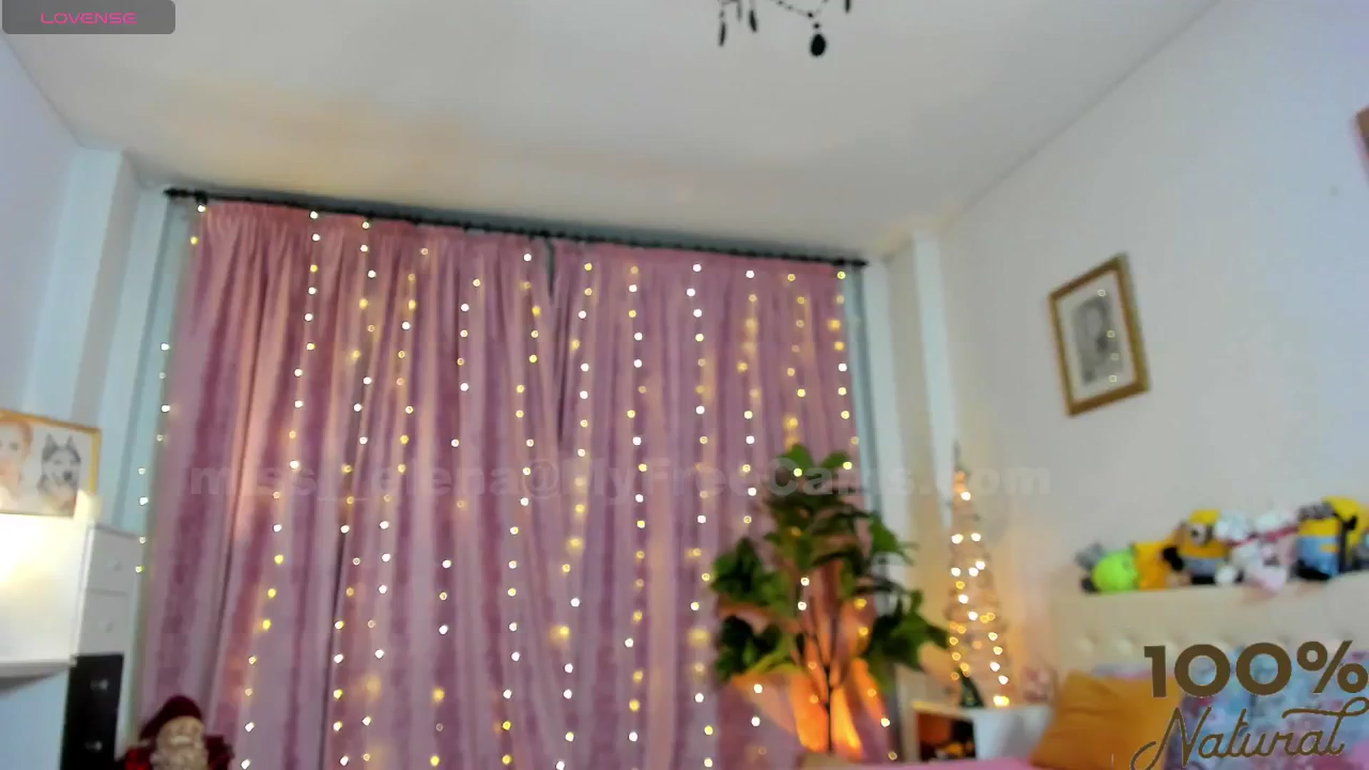 Gallery image thumbnail from Miss__Elena's myfreecams stream on, 11/30/2024, 22:06 image 9 of 20