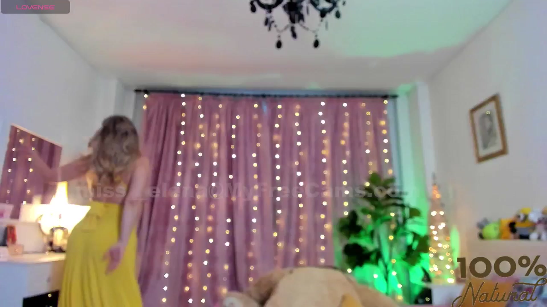 Gallery image thumbnail from Miss__Elena's myfreecams stream on, 12/21/2024, 09:36 image 6 of 20