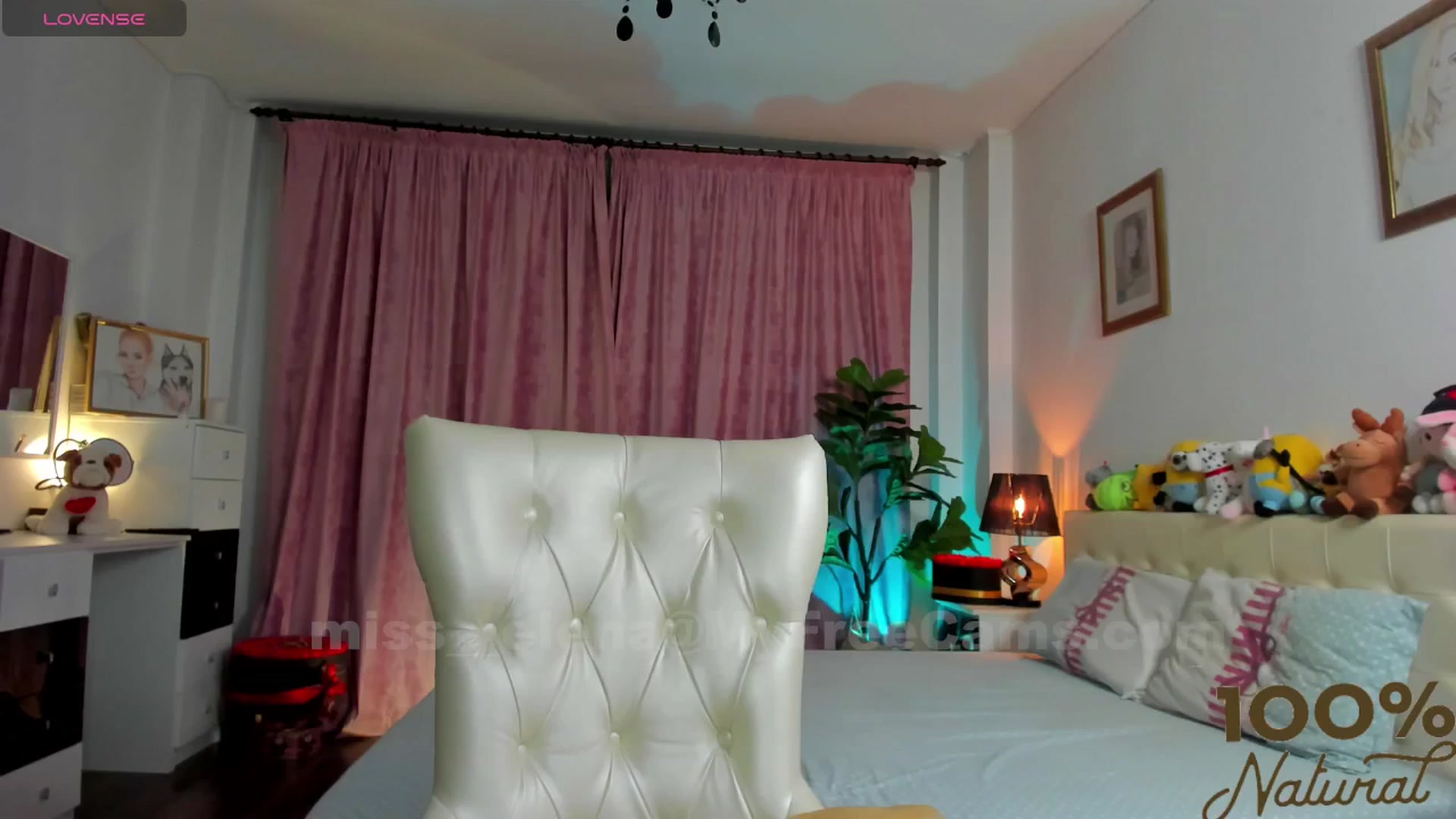 Gallery image thumbnail from Miss__Elena's myfreecams stream on, 03/01/2025, 20:11 image 19 of 20