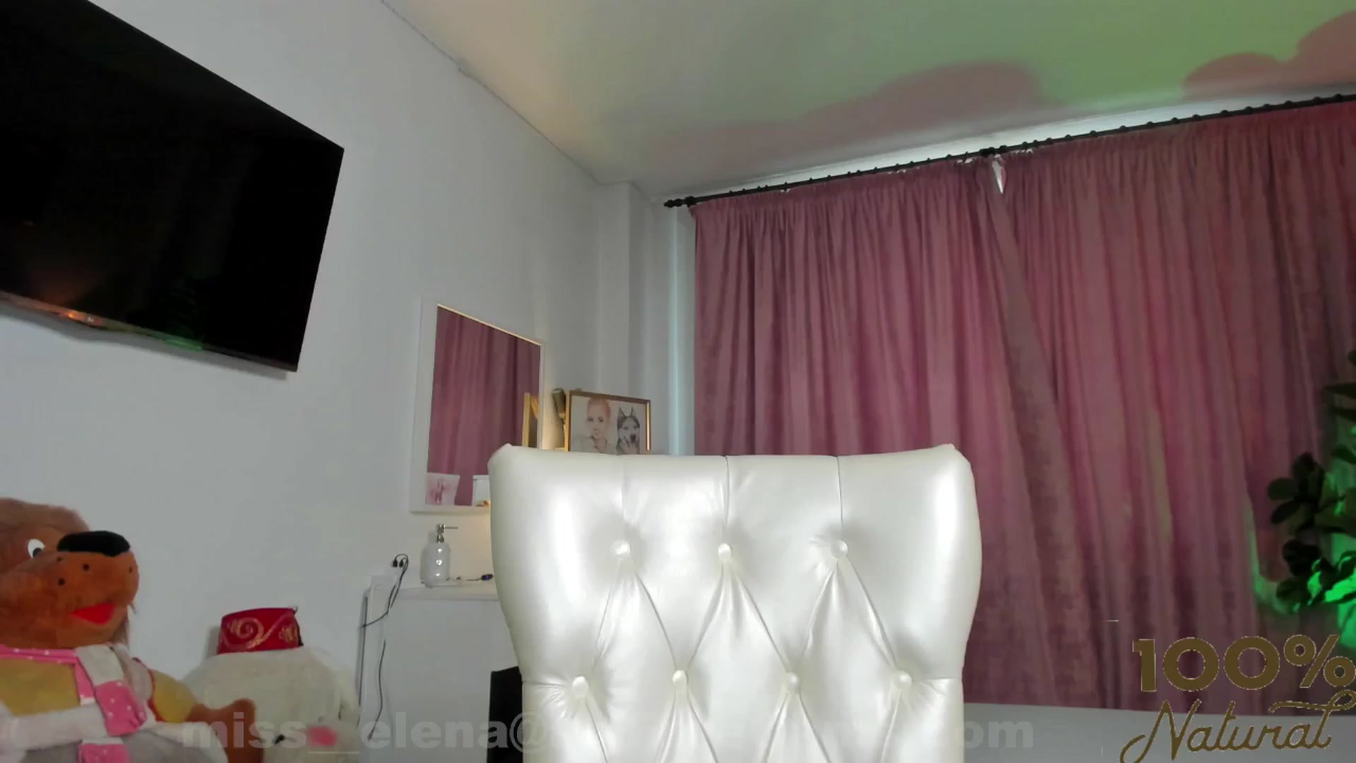 Gallery image thumbnail from Miss__Elena's myfreecams stream on, 04/12/2025, 09:48 image 10 of 20
