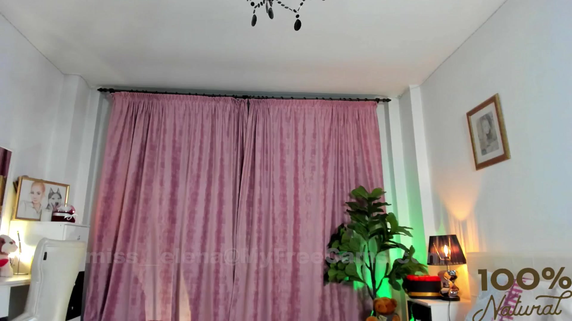 Gallery image thumbnail from Miss__Elena's myfreecams stream on, 06/04/2025, 21:31 image 16 of 20