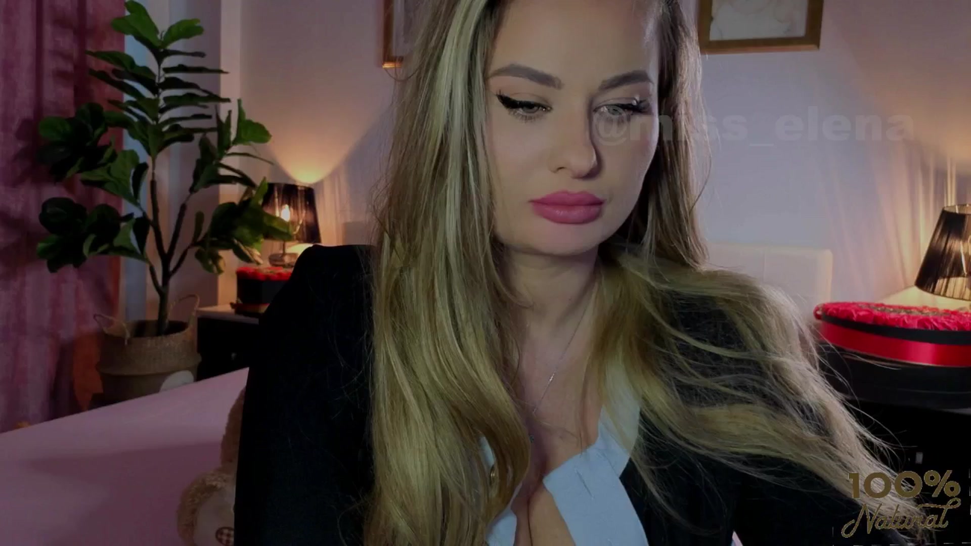 Gallery image thumbnail from Miss__Elena's myfreecams stream on, 03/06/2026, 10:15 image 13 of 20