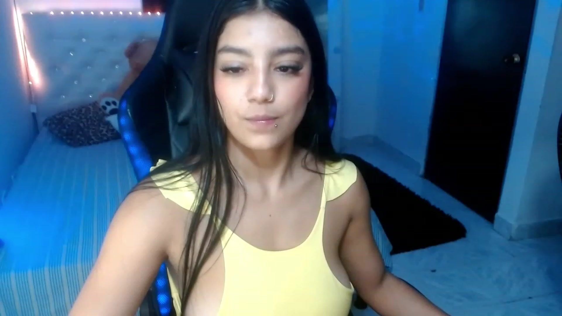 Gallery image thumbnail from Miss__Sabrina's myfreecams stream on, 11/15/2022, 06:33 image 8 of 20