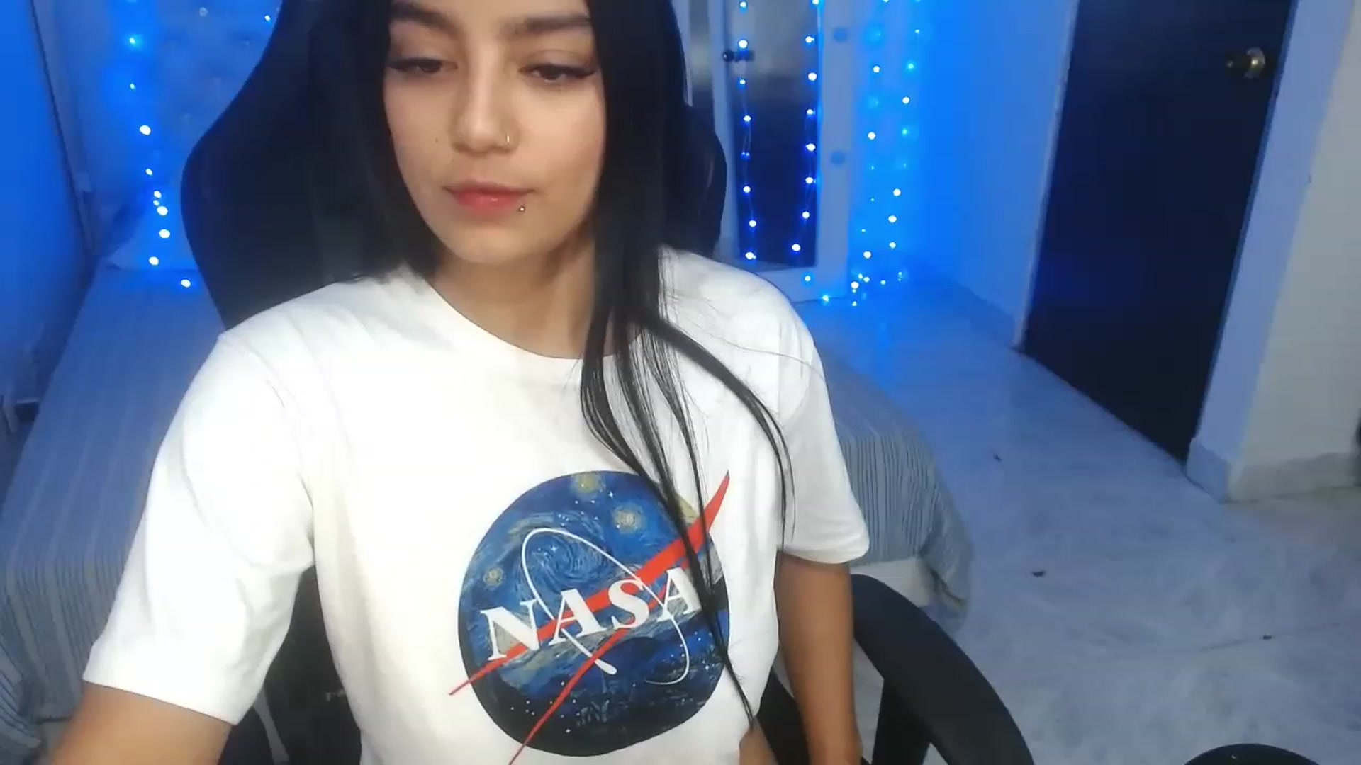 Gallery image thumbnail from Miss__Sabrina's myfreecams stream on, 11/23/2022, 04:31 image 2 of 20
