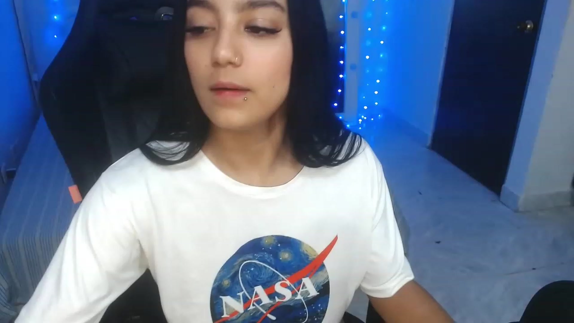 Gallery image thumbnail from Miss__Sabrina's myfreecams stream on, 11/23/2022, 04:31 image 6 of 20