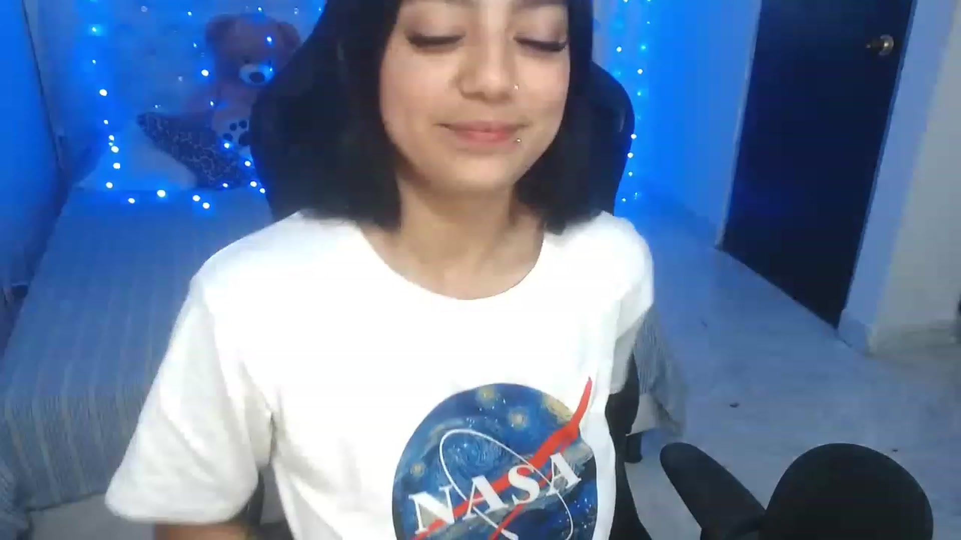 Gallery image thumbnail from Miss__Sabrina's myfreecams stream on, 11/23/2022, 04:31 image 15 of 20